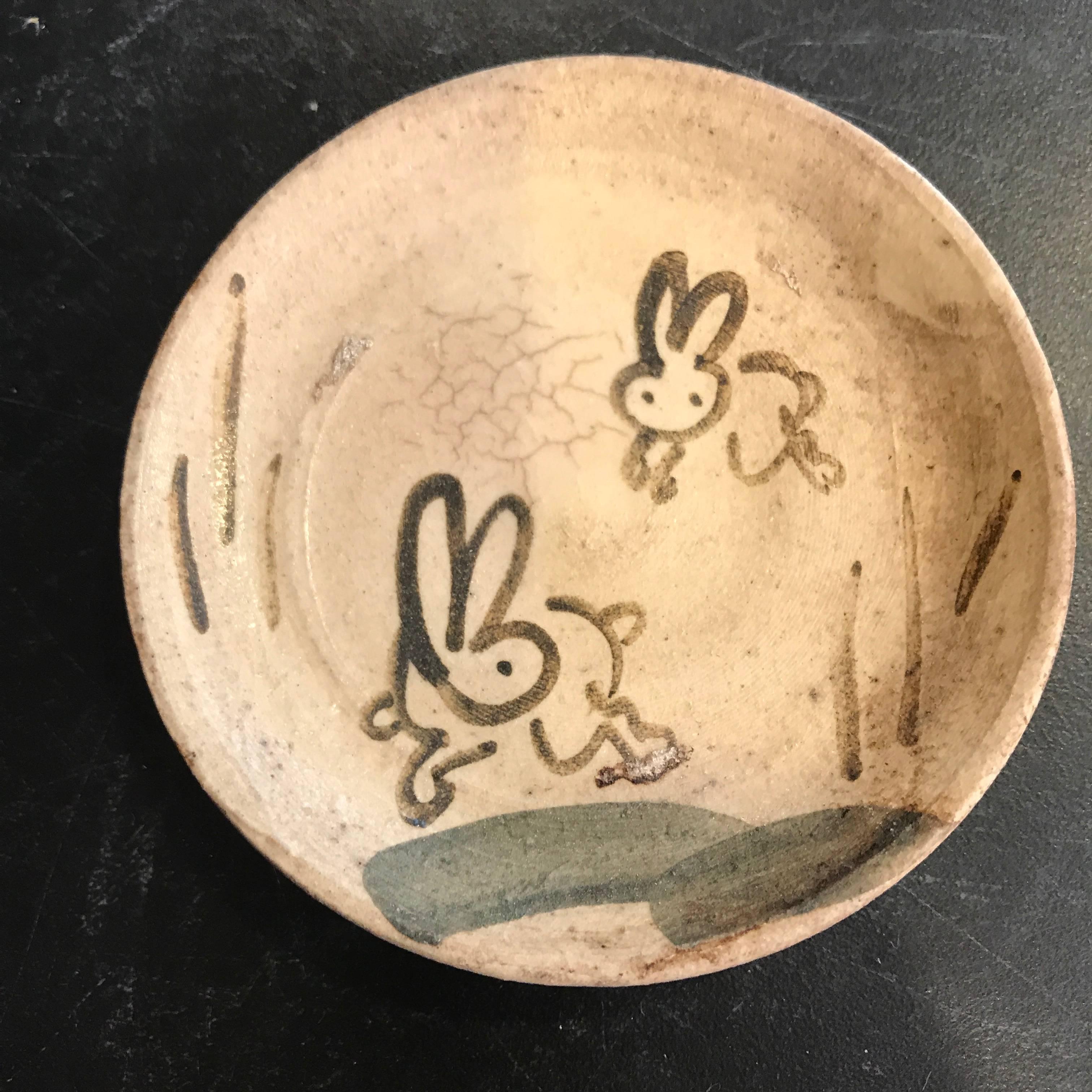 Old Japan Pair of Playful Rabbit Serving Plates Mint Condition 1