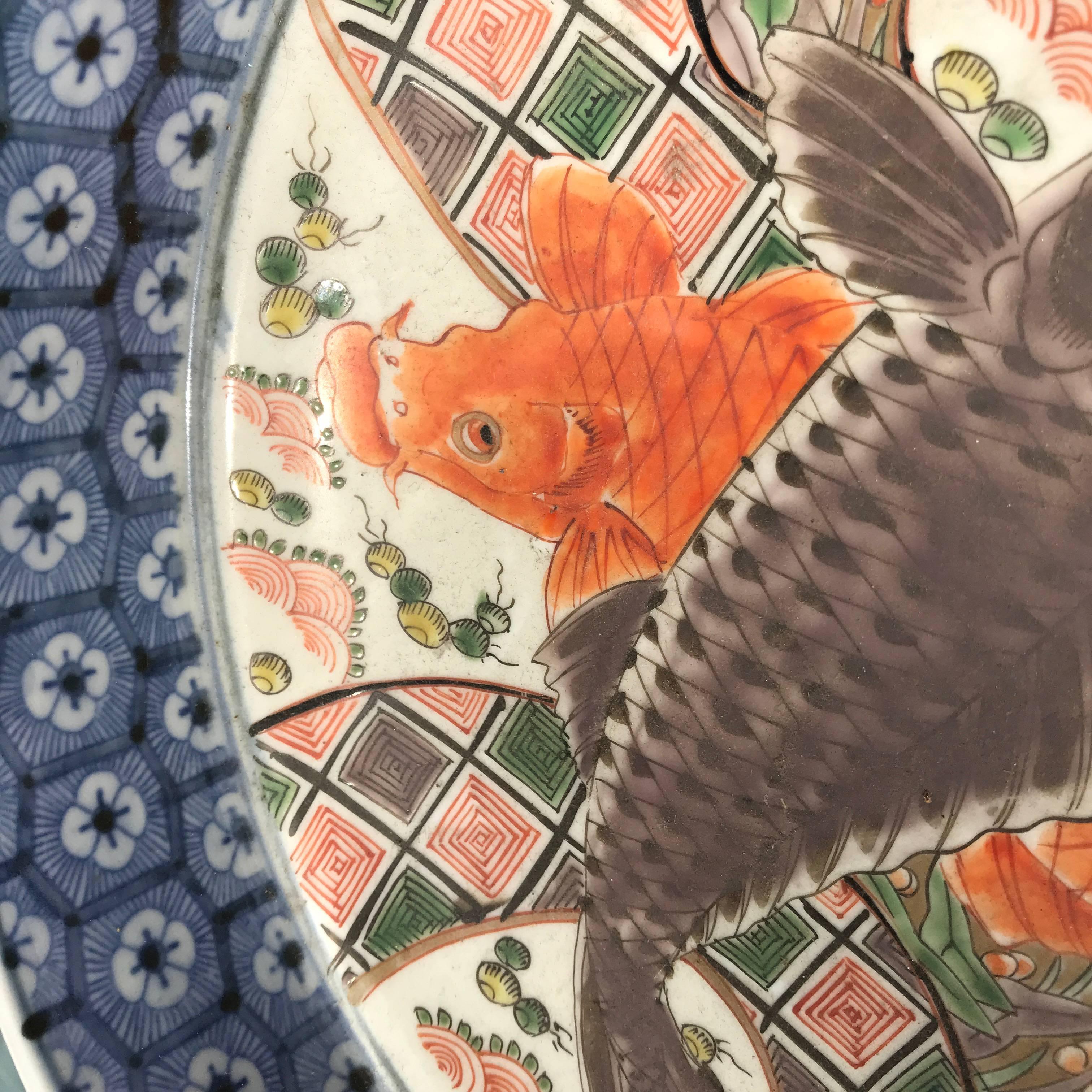 Hand-Crafted Japan Antique Set of Three Hand-Painted Koi Fish Bowls Imari, 1850