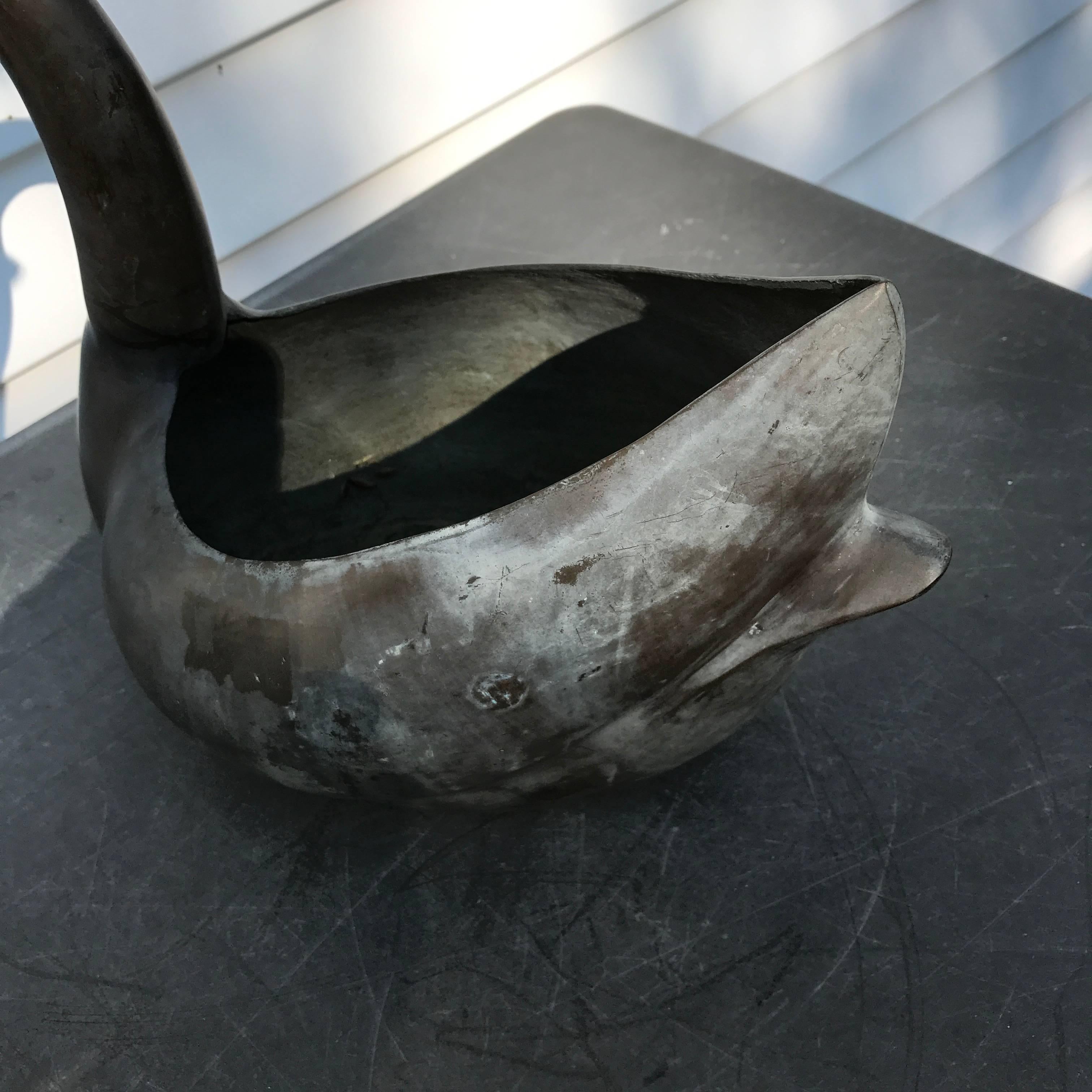Japanese Fine Perfect Swan Form Planter Container Cast in Solid Bronze In Good Condition In South Burlington, VT