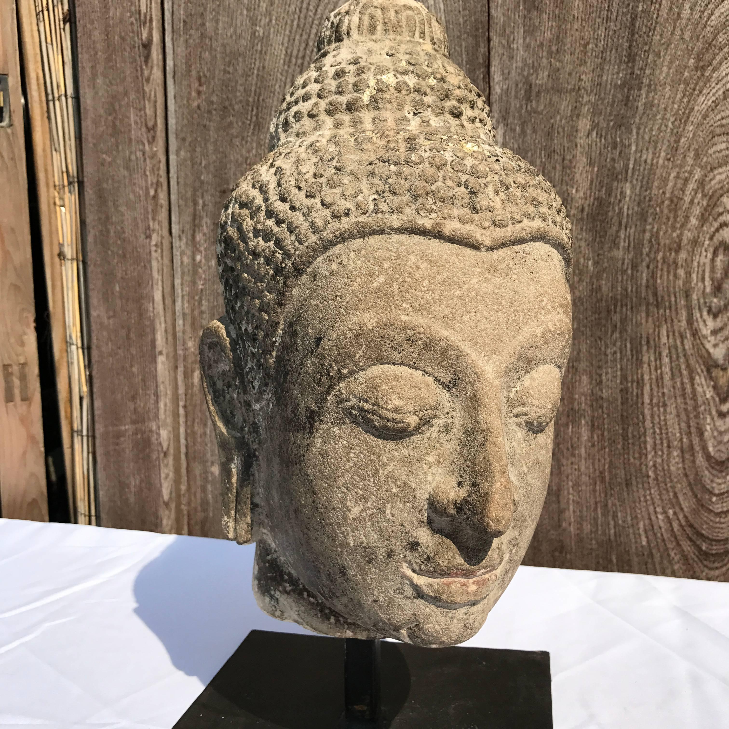 buddha stone head