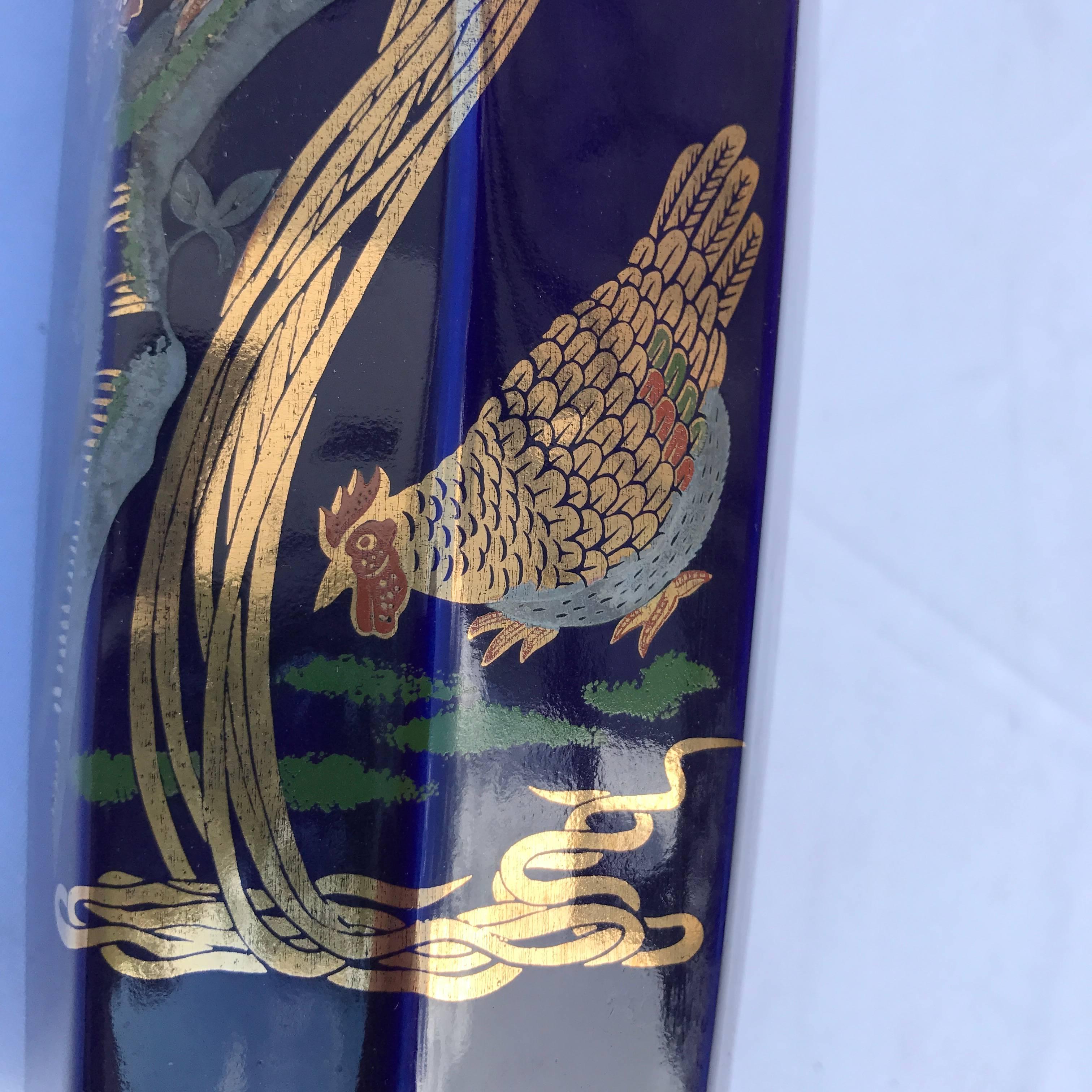 Japanese Japan Brilliant Gold Hand-Stencilled and Painted Blue Bird Vase, Mint