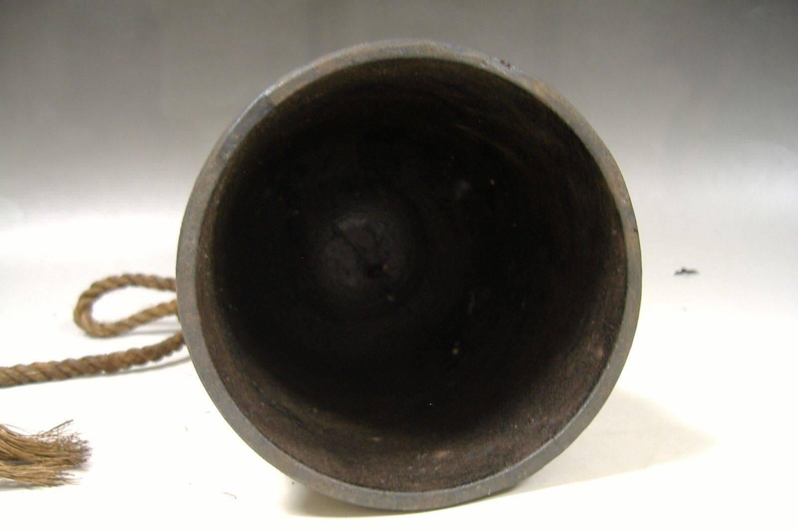 Japanese Old Hand Cast Temple Bell 1