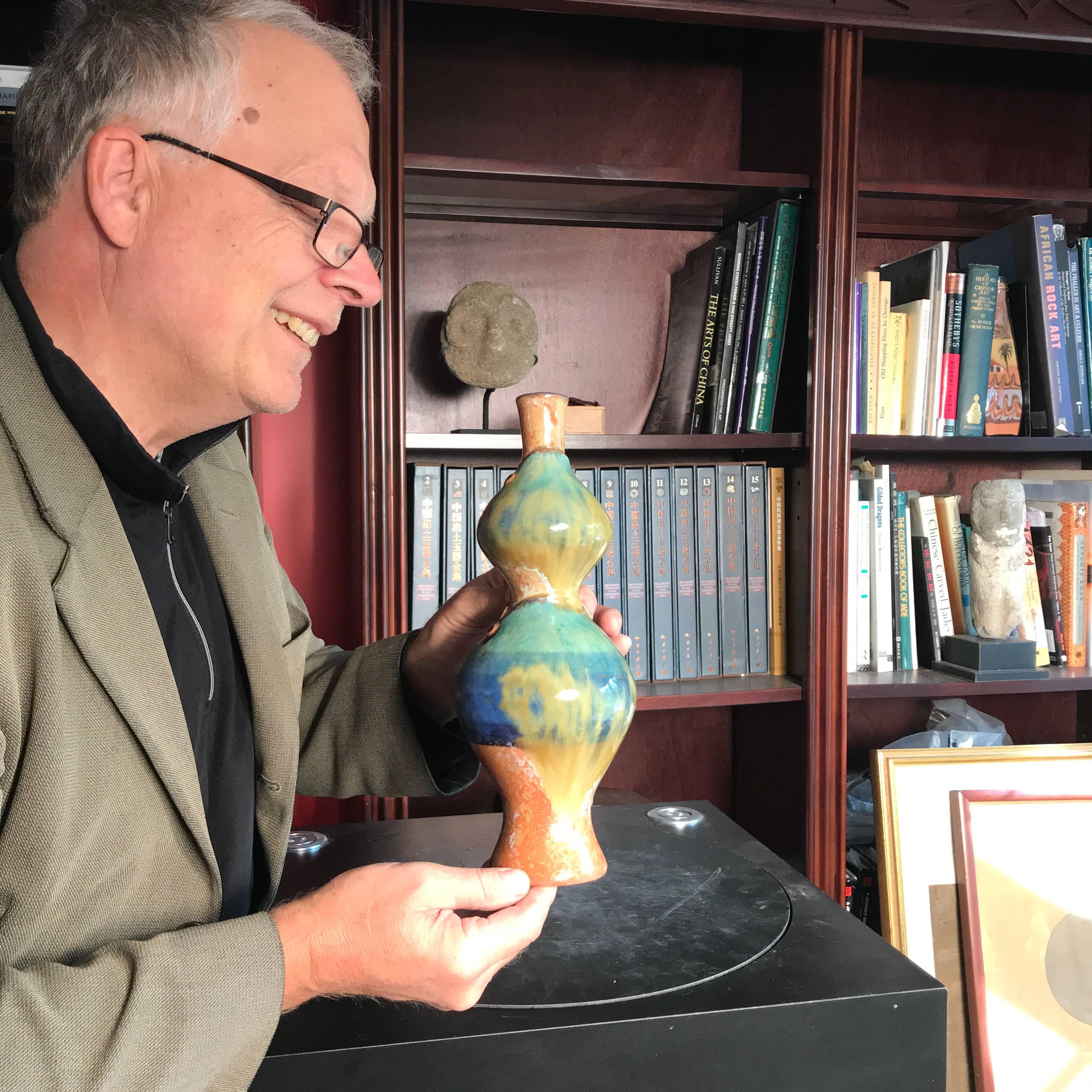 This is a wonderful handmade, hand-painted and hand glazed few- of- a- kind, Mid-Century Modern ceramic creation of a double fish vase by master designer Eva Fritz-Lindner working near Karlsruhe some fifty years ago.

Spectacular design, lovely