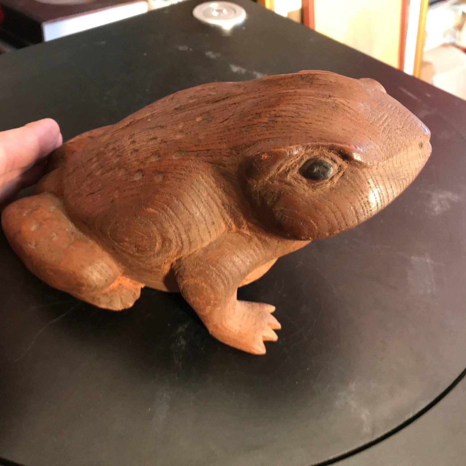 Japan Fine Antique Frog Toad Critter Hand-Carved Keyaki Wood, Early 20th Century 3