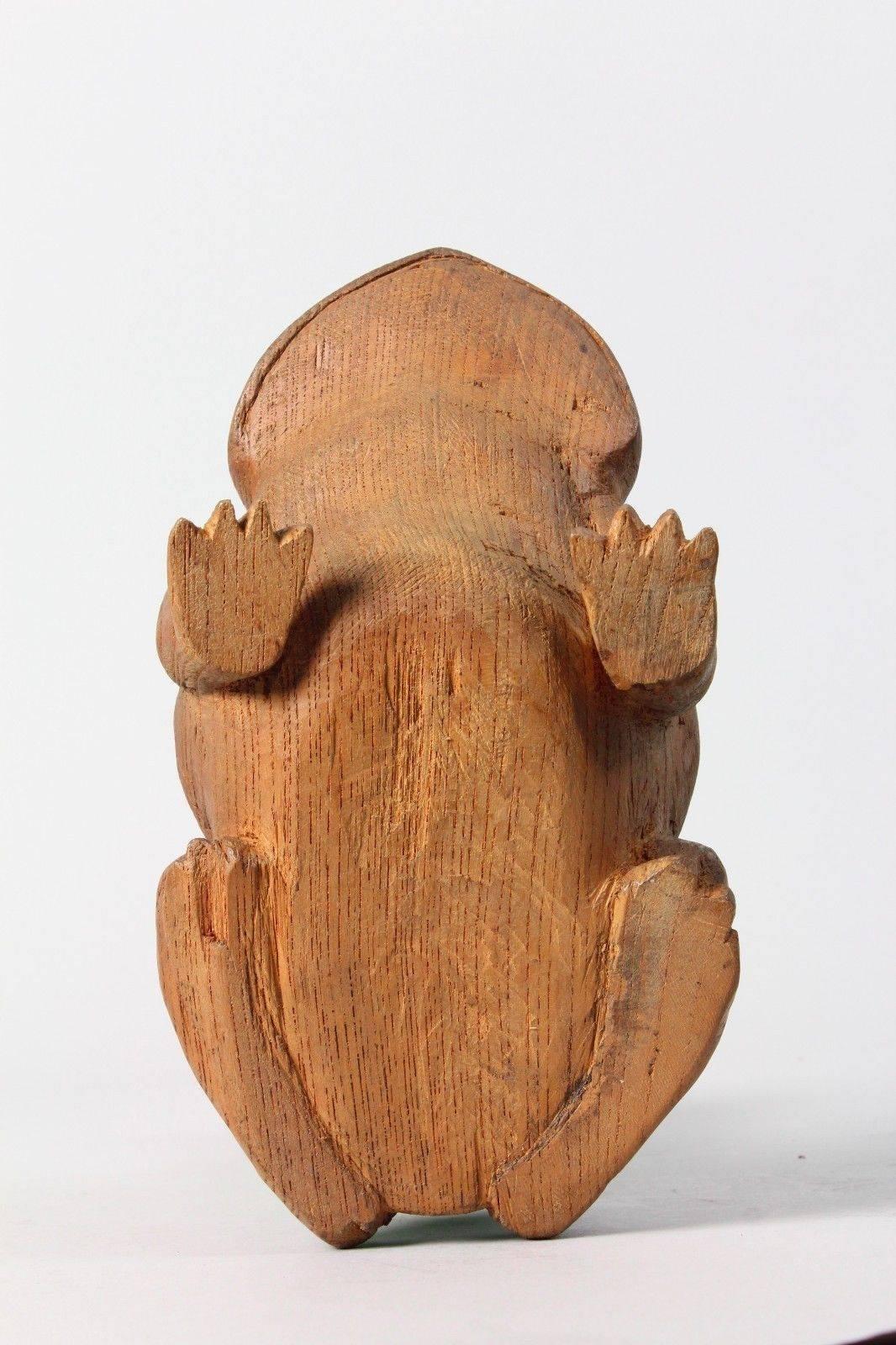 Japan Fine Antique Frog Toad Critter Hand-Carved Keyaki Wood, Early 20th Century 1