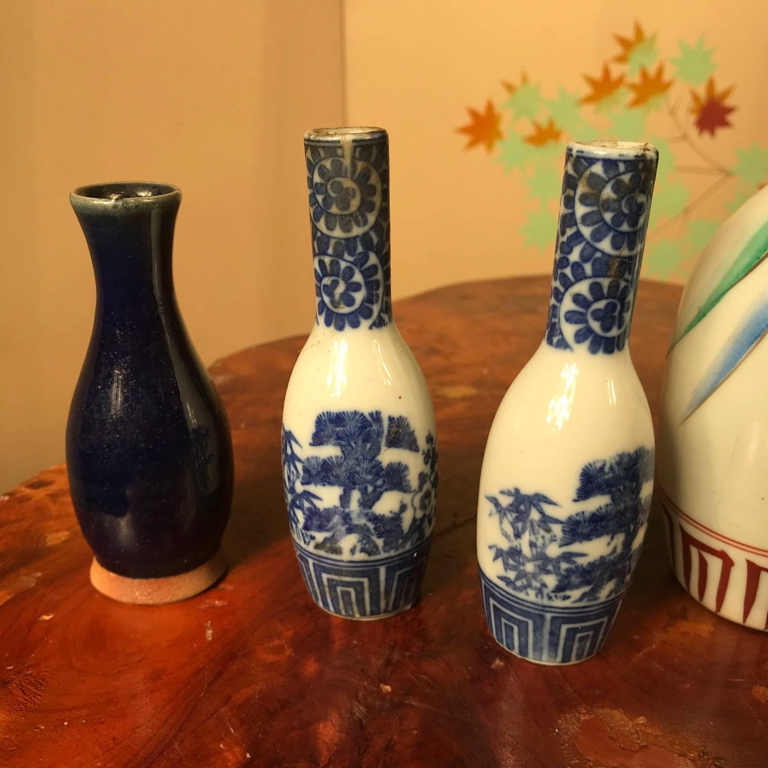 D Sake Bottle & 2 Cup Set Konsei Japanese Tokoname pottery Orange & White 