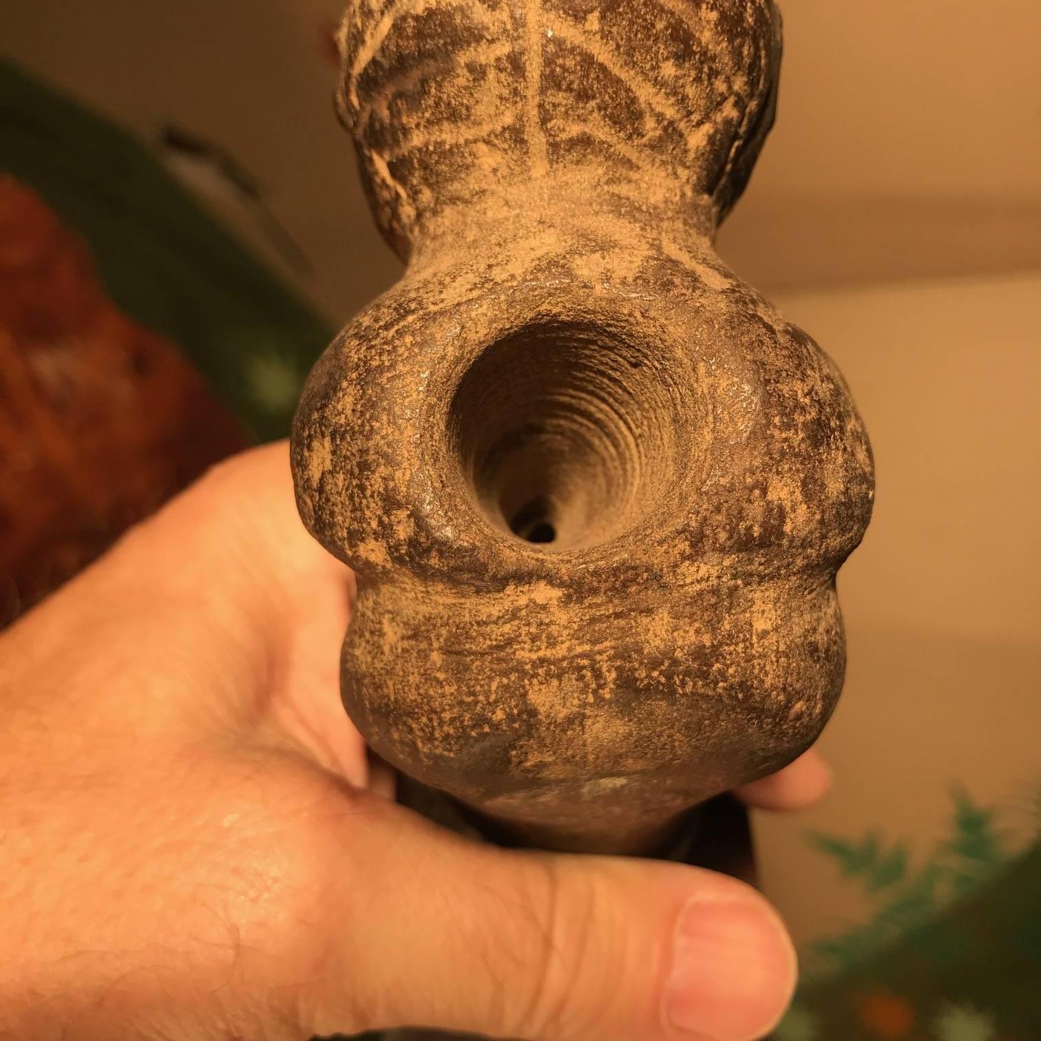 Pierre Ancienne pipe américaine en pierre « d'éffigie humaine », période Woodland en vente