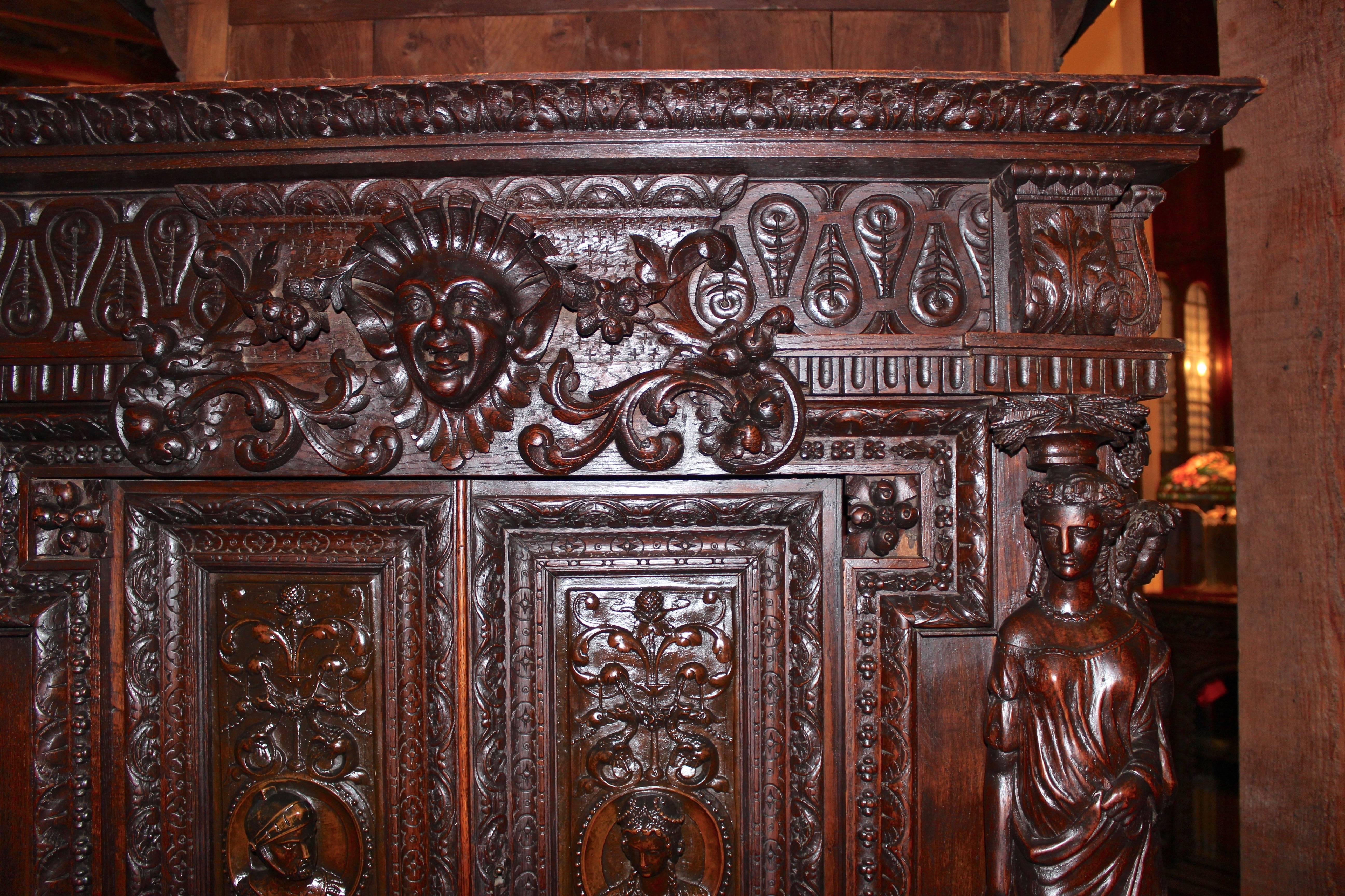 19th Century Ornately Carved French Cabinet In Good Condition For Sale In Santa Ana, CA