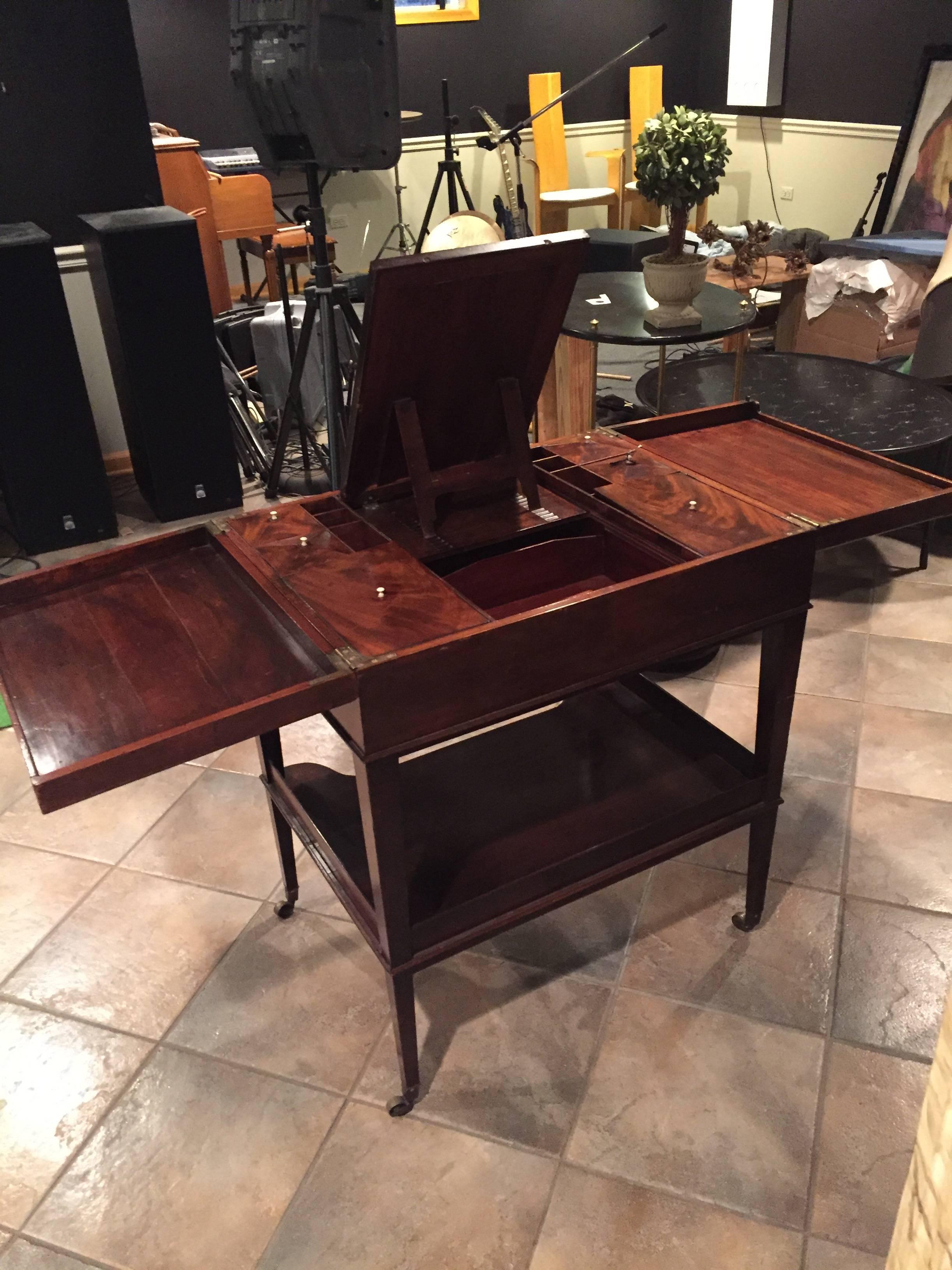 18th Century Gentleman's Dressing Table