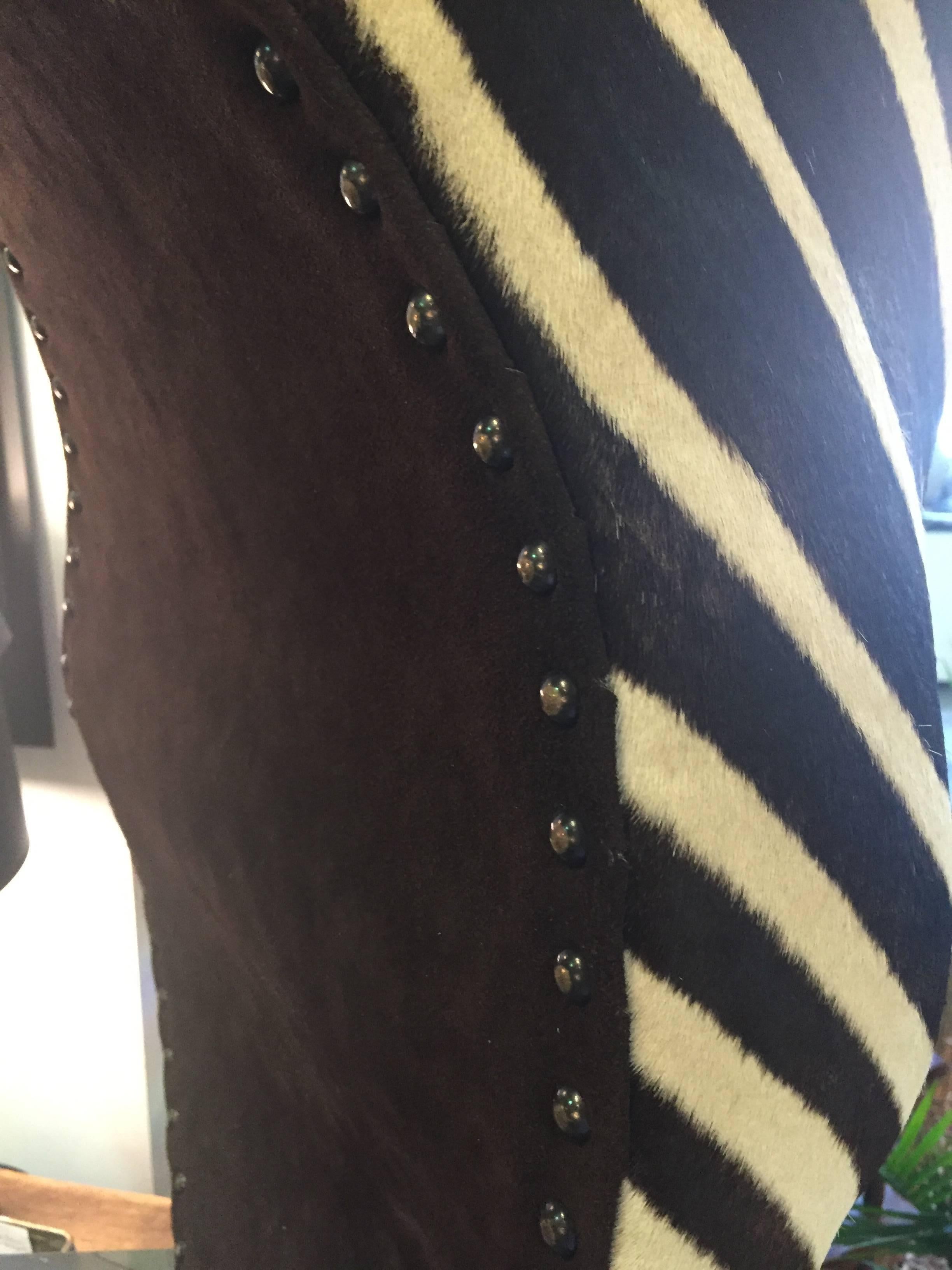 Zebra Mount Taxidermy In Excellent Condition In Winnetka, IL
