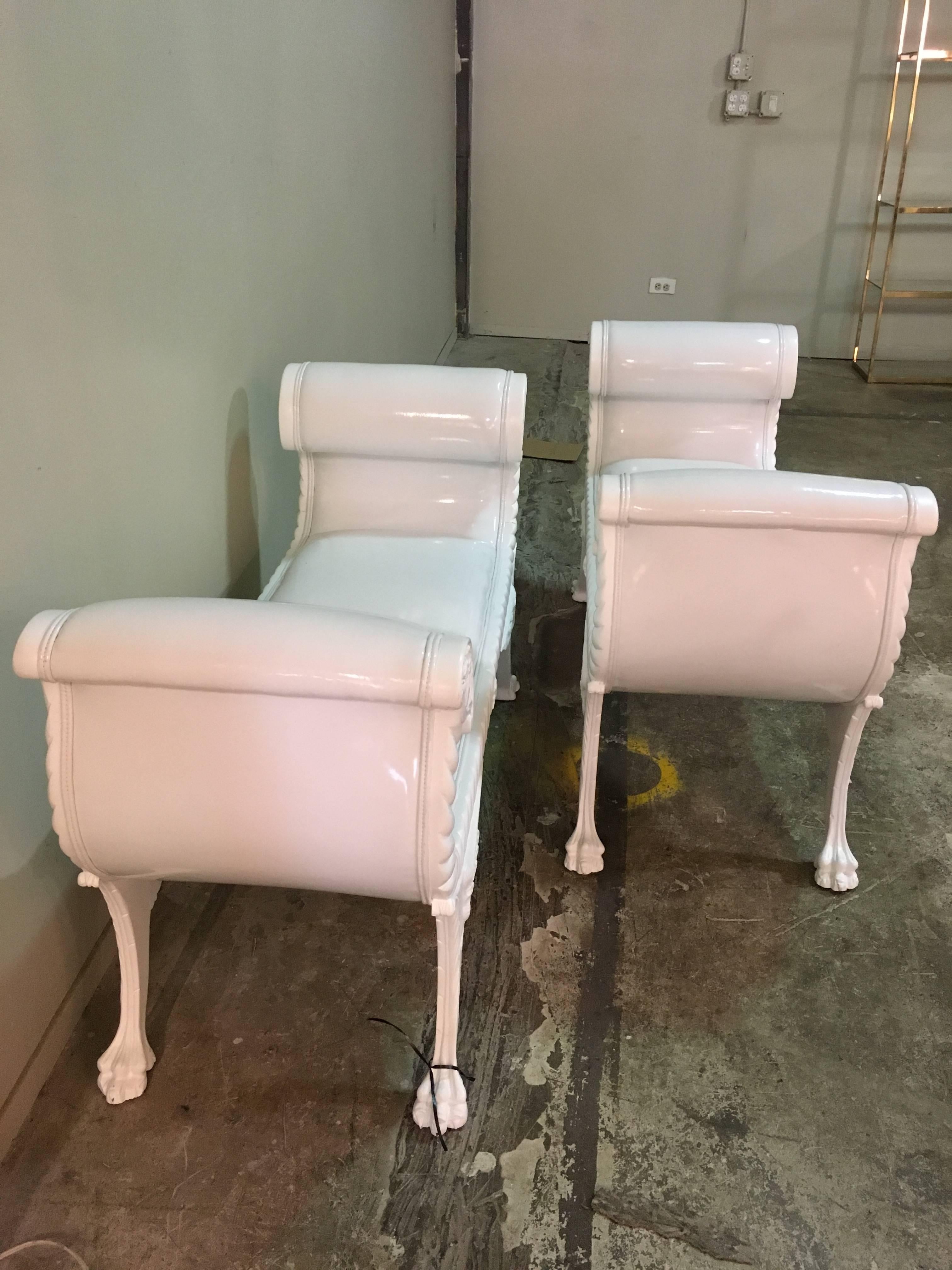 Pair of Claw Feet White Patent Leather Look Benches In Excellent Condition In Chicago, IL