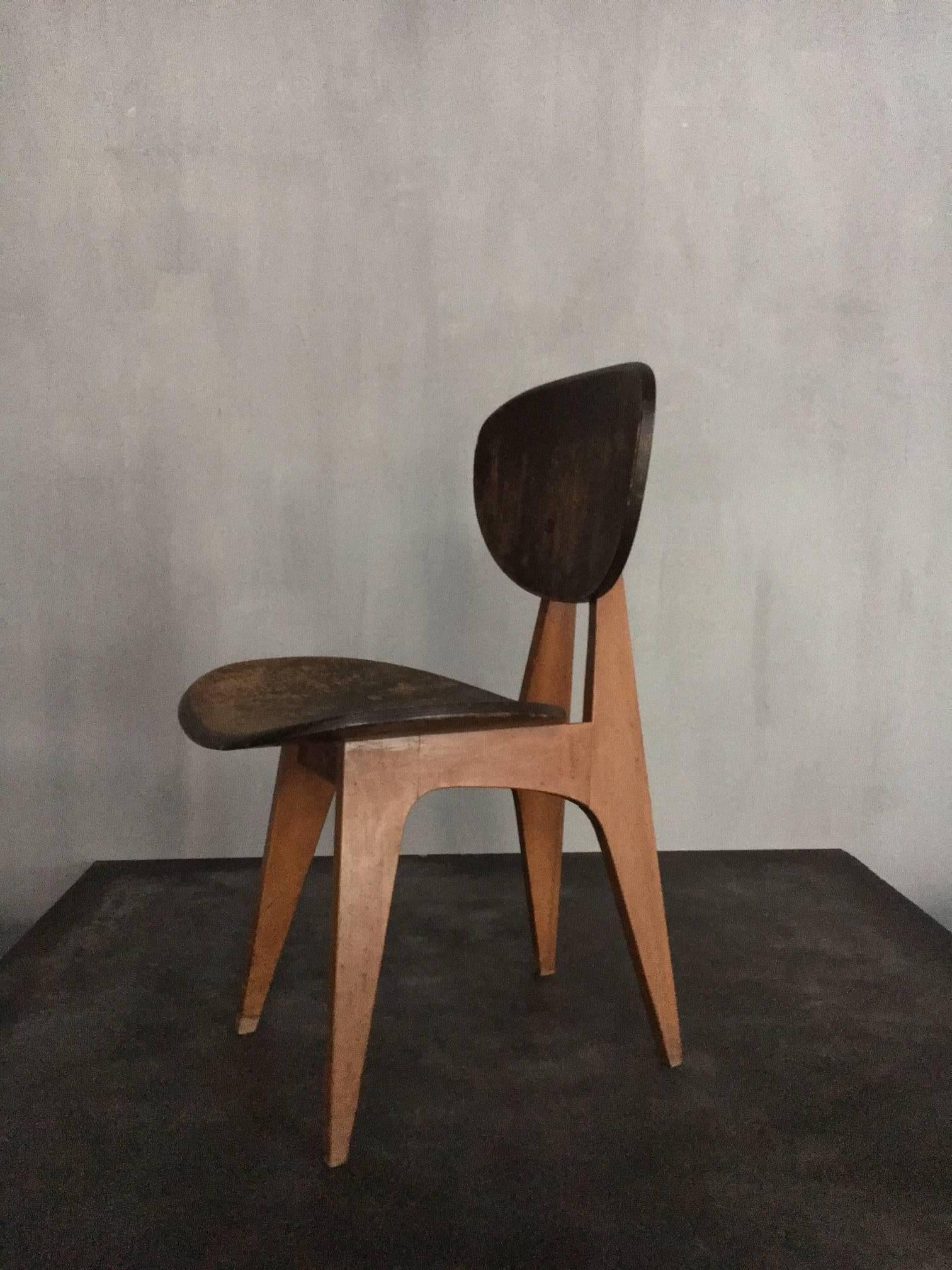 Pair of wooden chairs from the 1950s by the Japanese architect Junzo Sakakura. Sold as a pair.
Please note: This item is located in our New York City Studio and will be shipped from there.