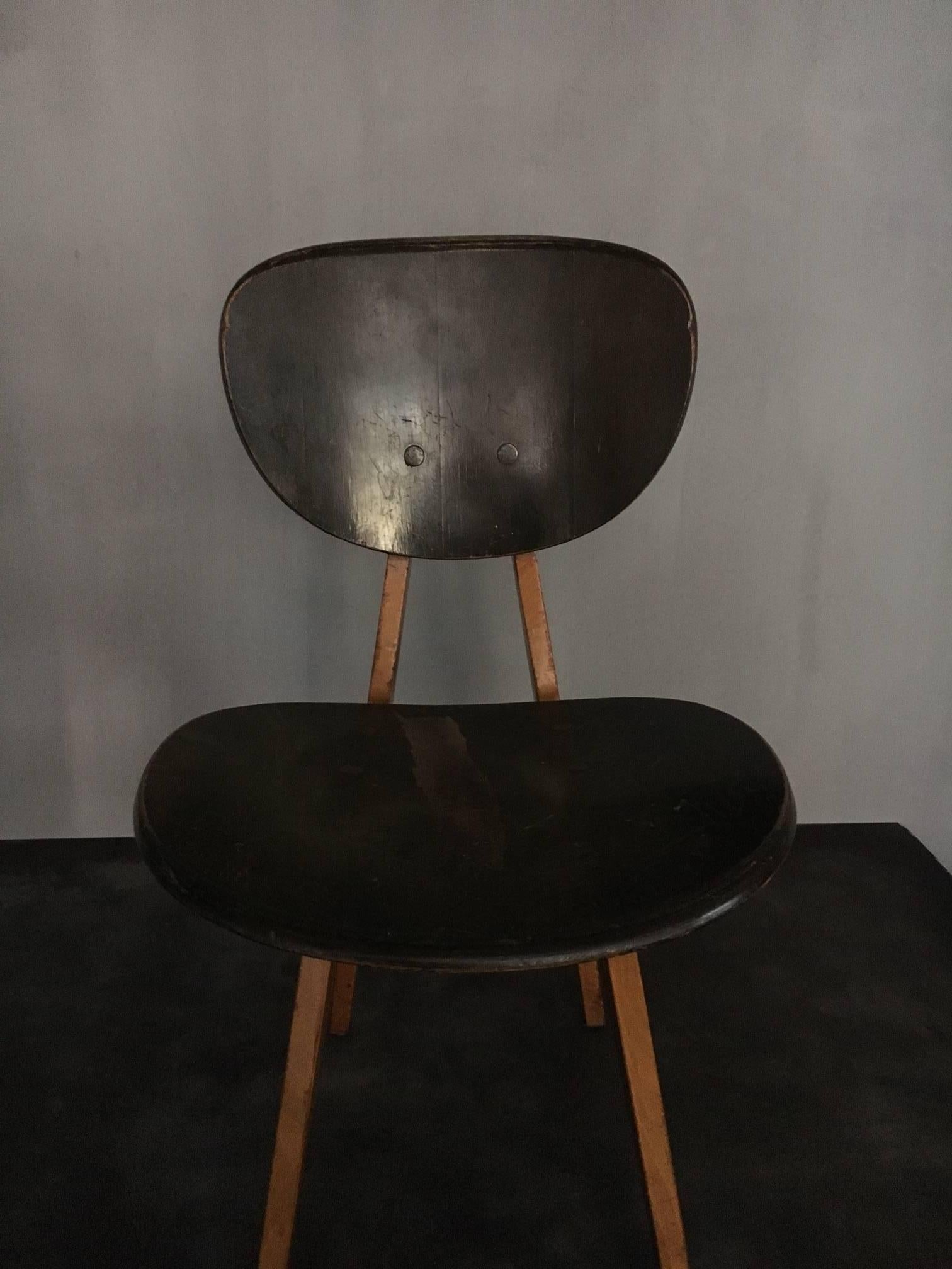 Chairs by Junzo Sakakura For Sale 3