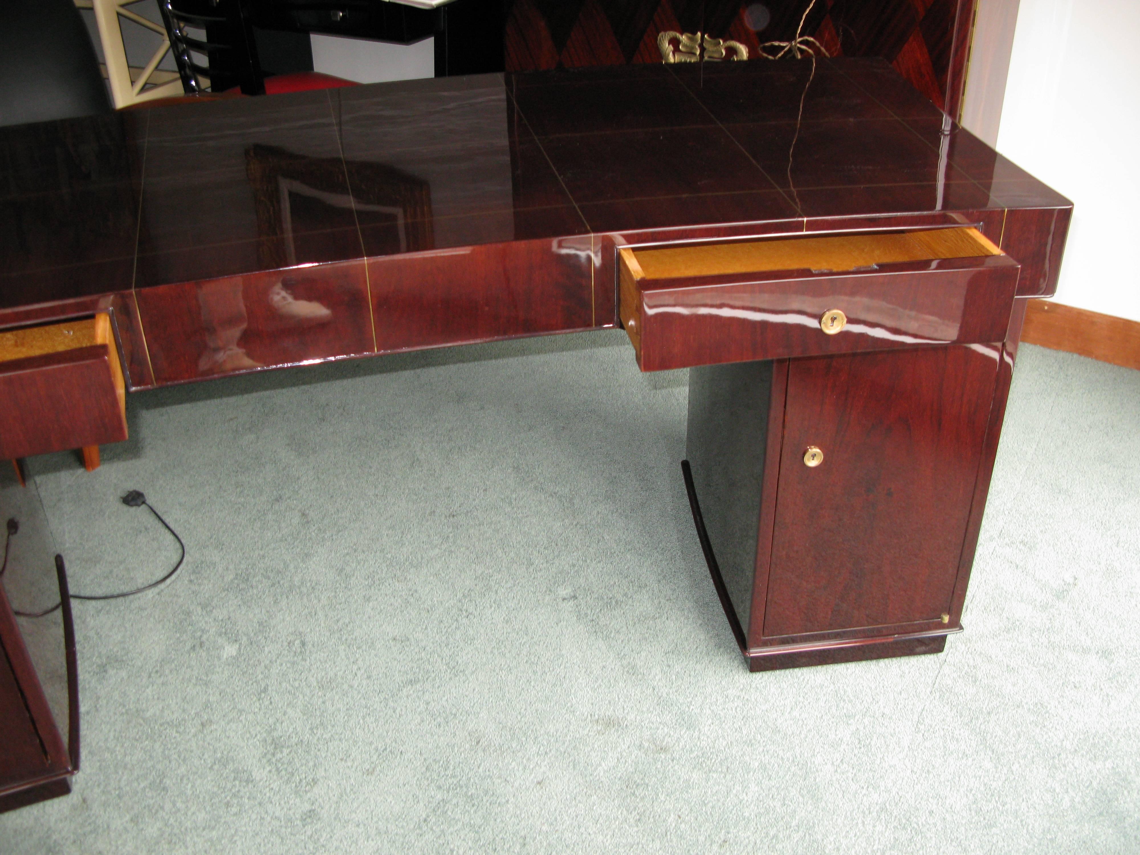 Art Deco Desk by Dominique in Rio Rosewood In Excellent Condition In Saint-Ouen, FR