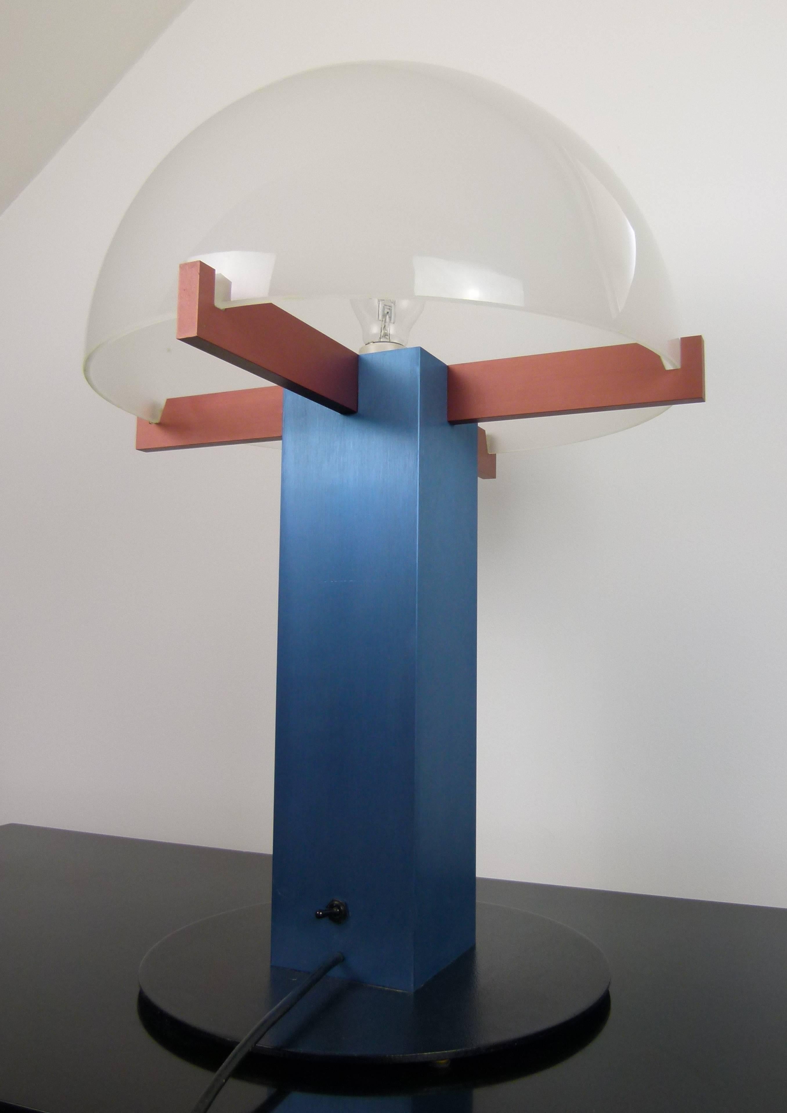 Metal and Brushed Aluminium Table Lamp by Ron Rezek In Excellent Condition In Saint-Ouen, FR