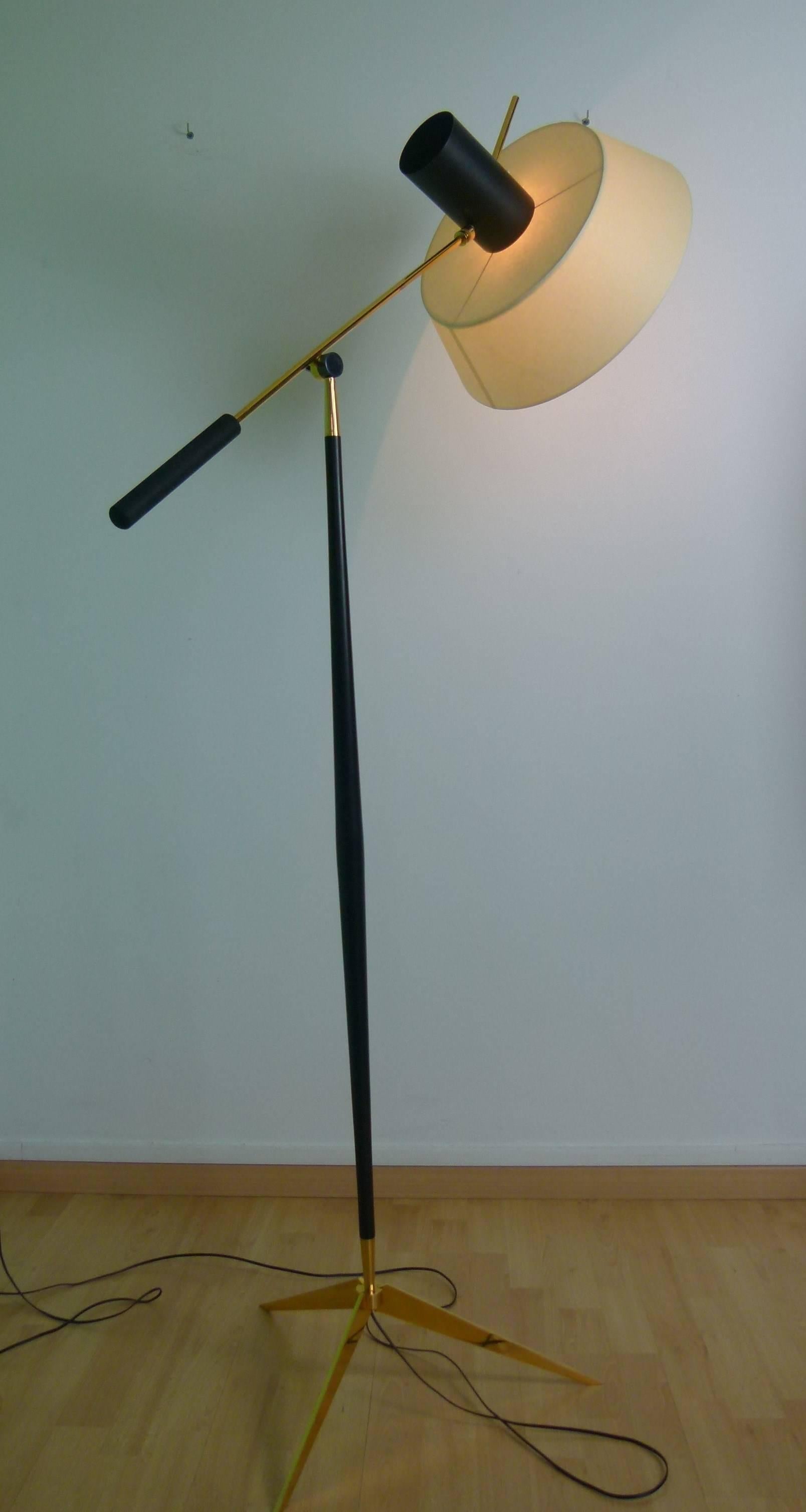 1950s Swinging Floor Lamp by Maison Lunel In Excellent Condition In Saint-Ouen, FR