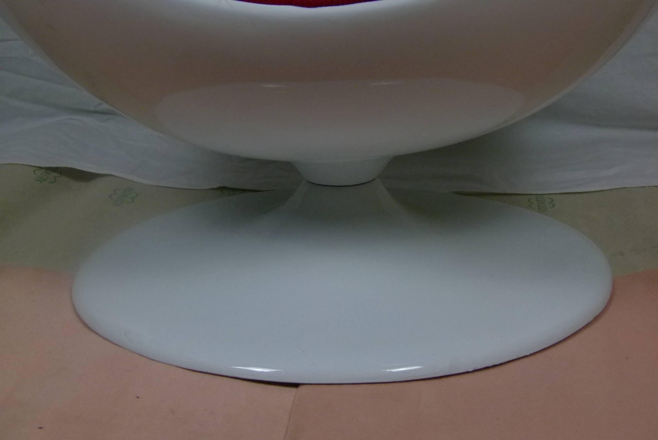 European Egg Armchair by Eero Aarnio, 1970s Edition