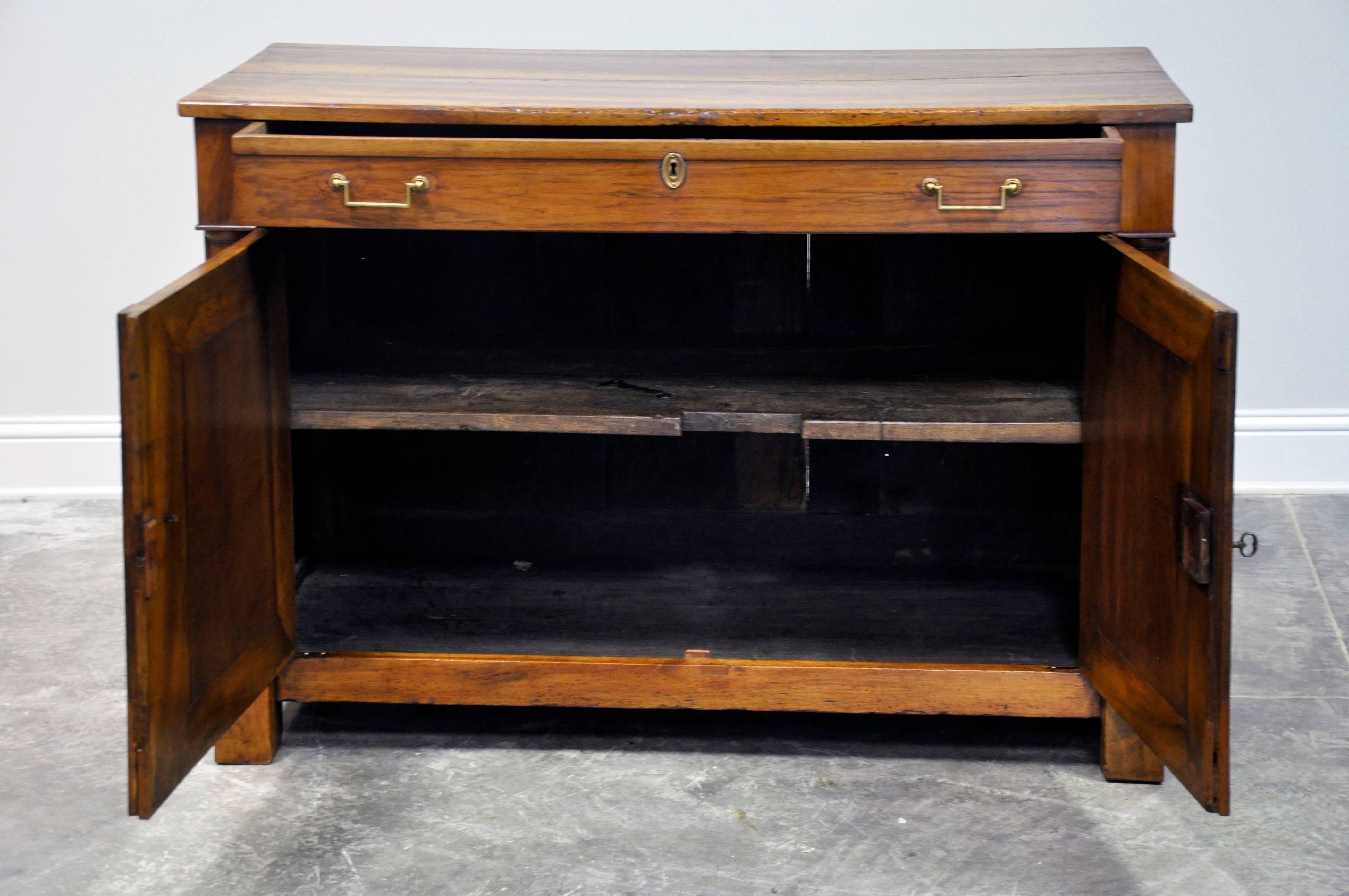 19th Century French Empire Buffet in Walnut In Excellent Condition For Sale In Houston, TX