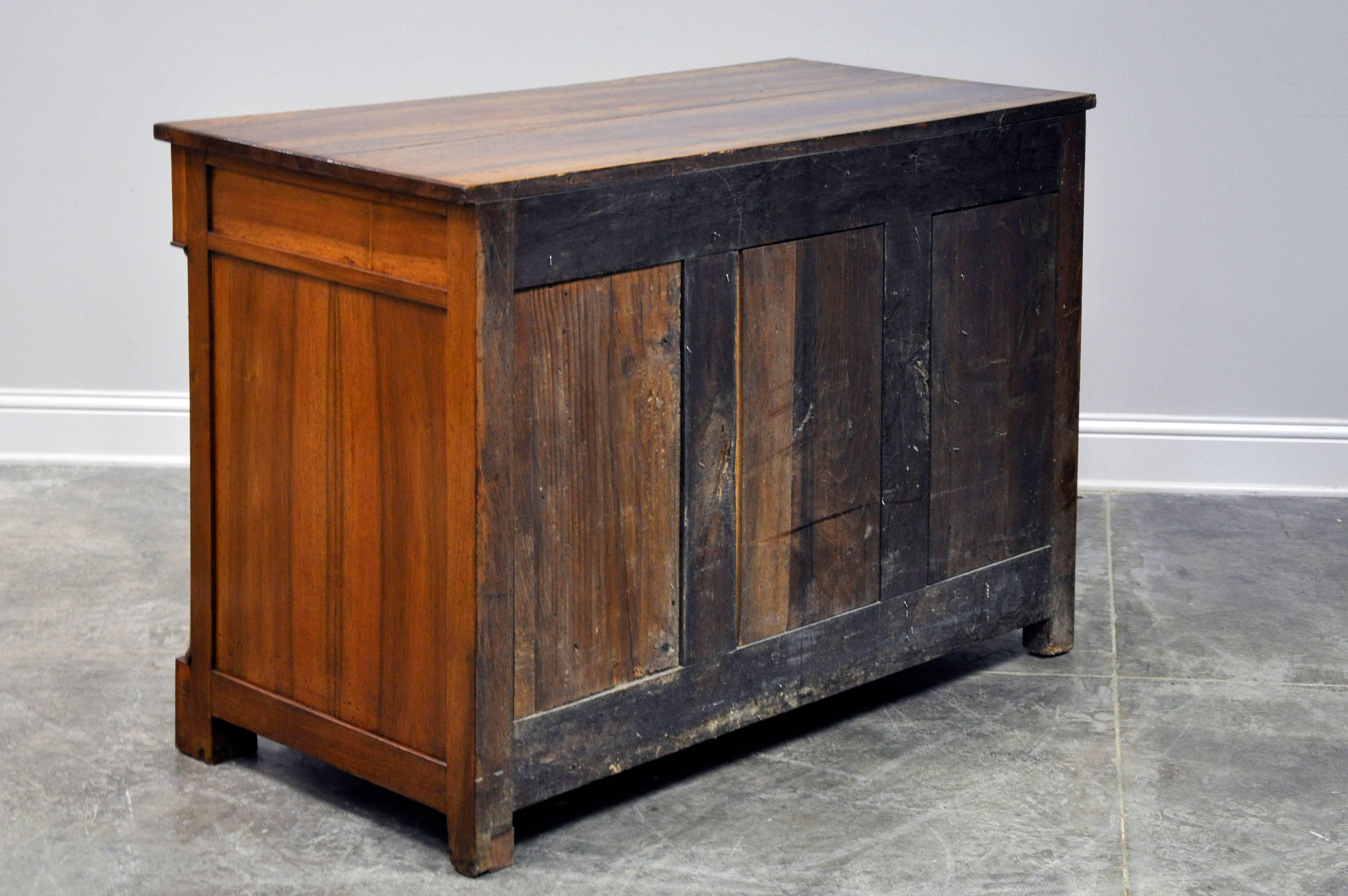 19th Century French Empire Buffet in Walnut For Sale 1