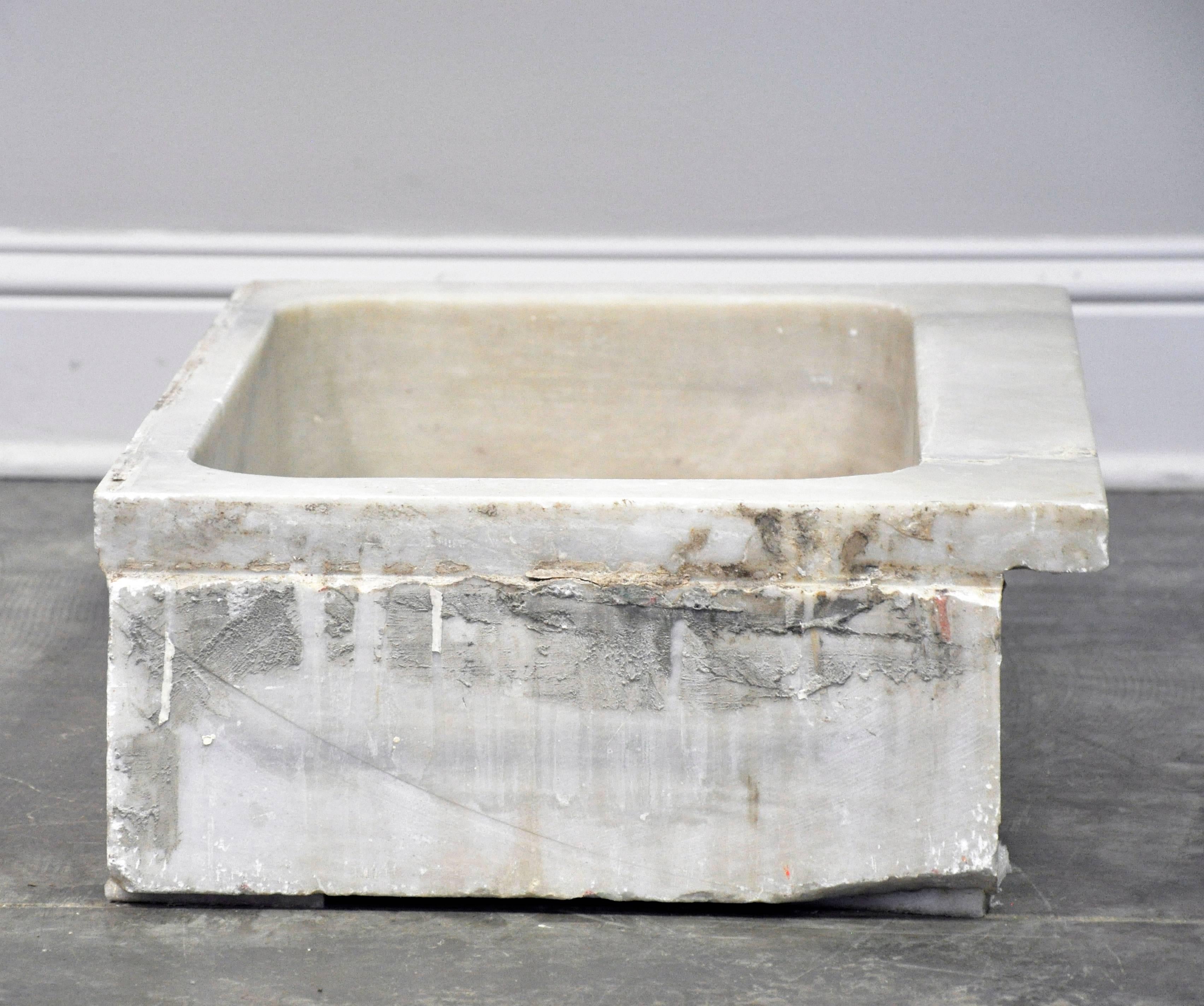Vintage Marble Sink Basin In Excellent Condition In Houston, TX