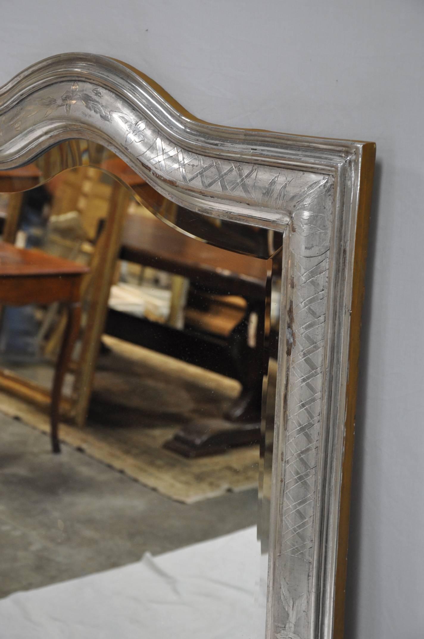 Antique French Louis Philippe Mirror in Silver Gilt with Curved Top In Excellent Condition For Sale In Houston, TX