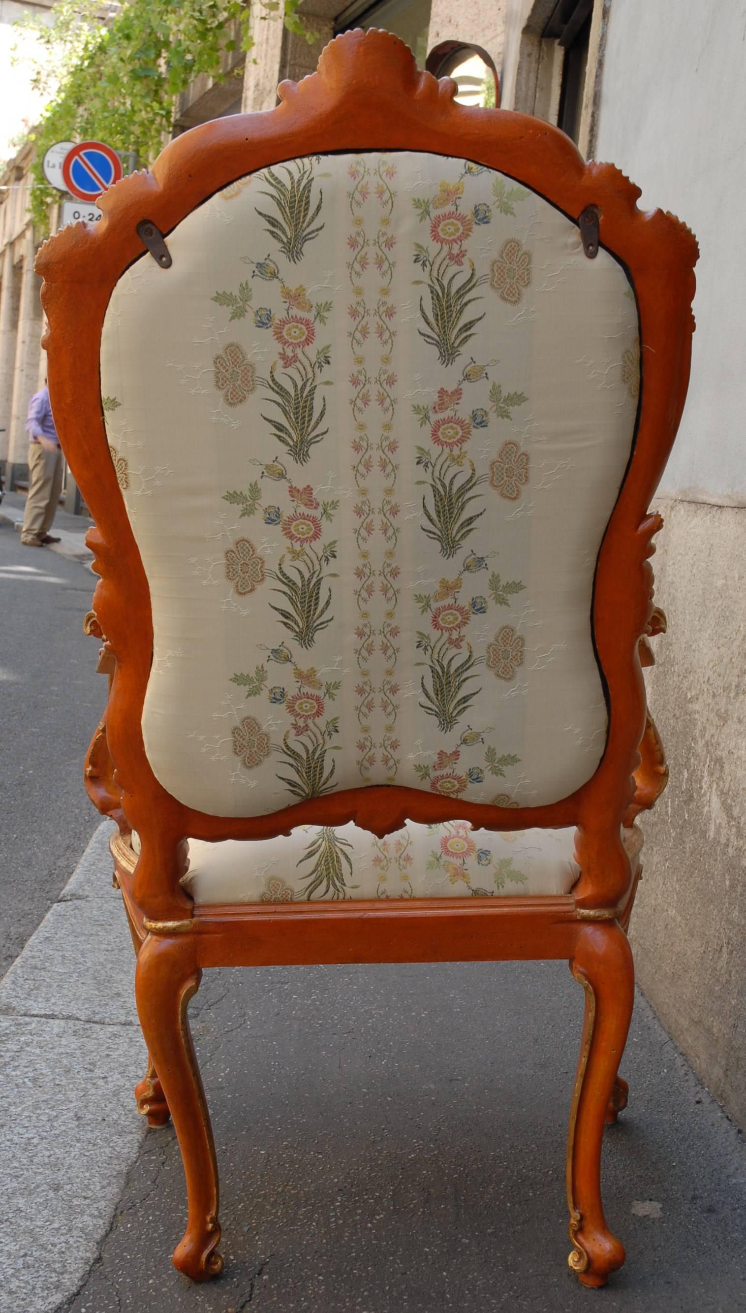 Pair of Baroque Venetian lacquered and giltwood armchairs, beginning of 18th century, very rare, first patina, upholstery changed, very rare to find, is possible to buy two pairs because we have four of them.