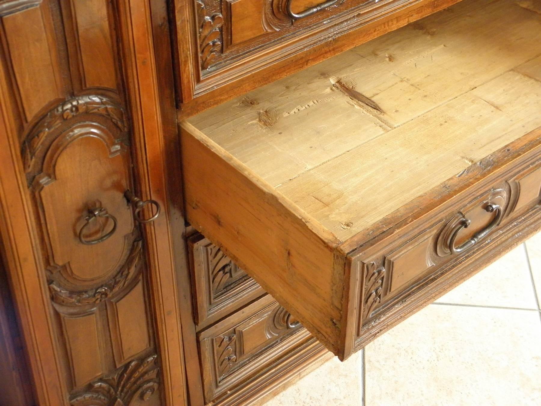 Second Half of 17th Century Sacristy Commode For Sale 3