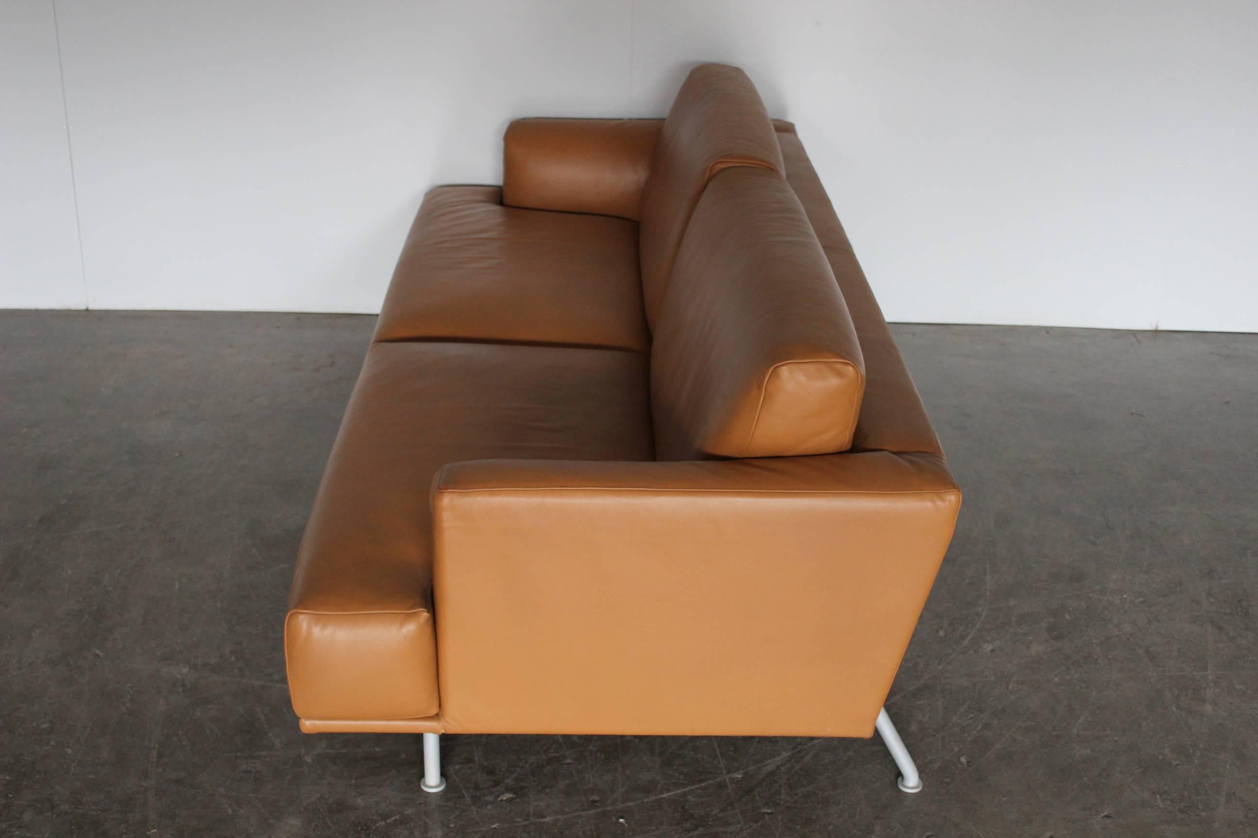 XXIe siècle et contemporain Canapé à assise Cassina 253 Nest en cuir beige Pelle Naturale de Lissoni
