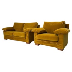 Flexform "Cushion-Arm" 2.5-Sitz Sofa & Sessel - In Mustard Gold Velvet