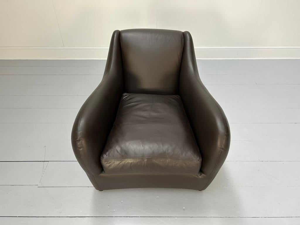 Paire de fauteuils et pouf 