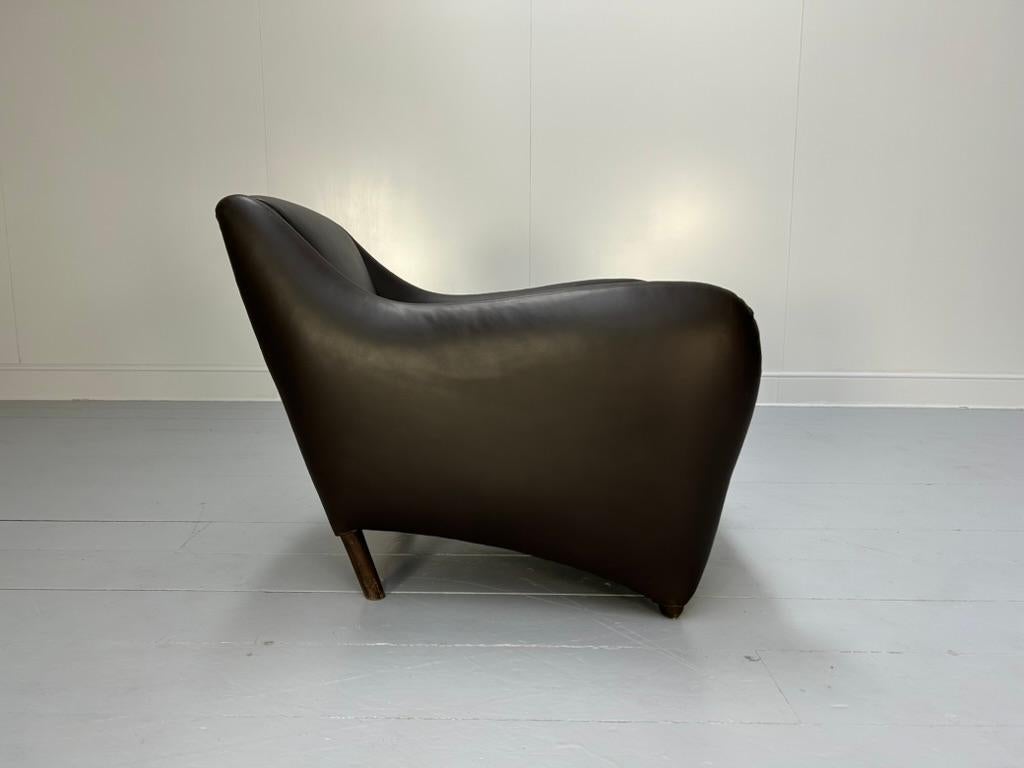 Paire de fauteuils et pouf 