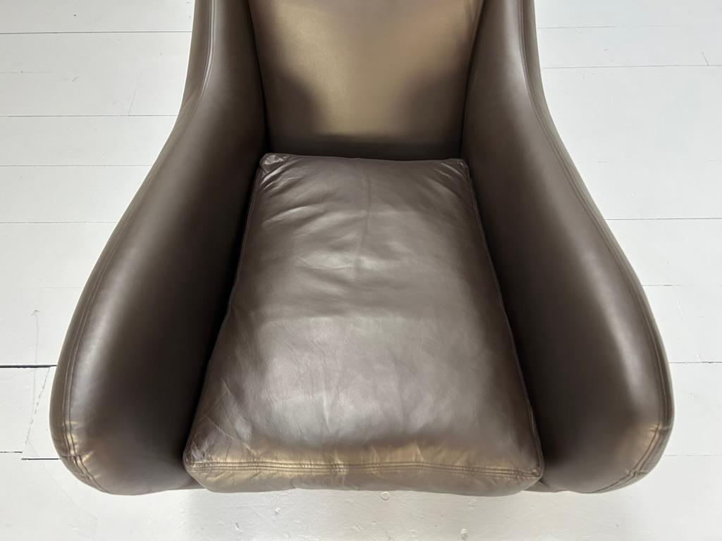 Paire de fauteuils et pouf 