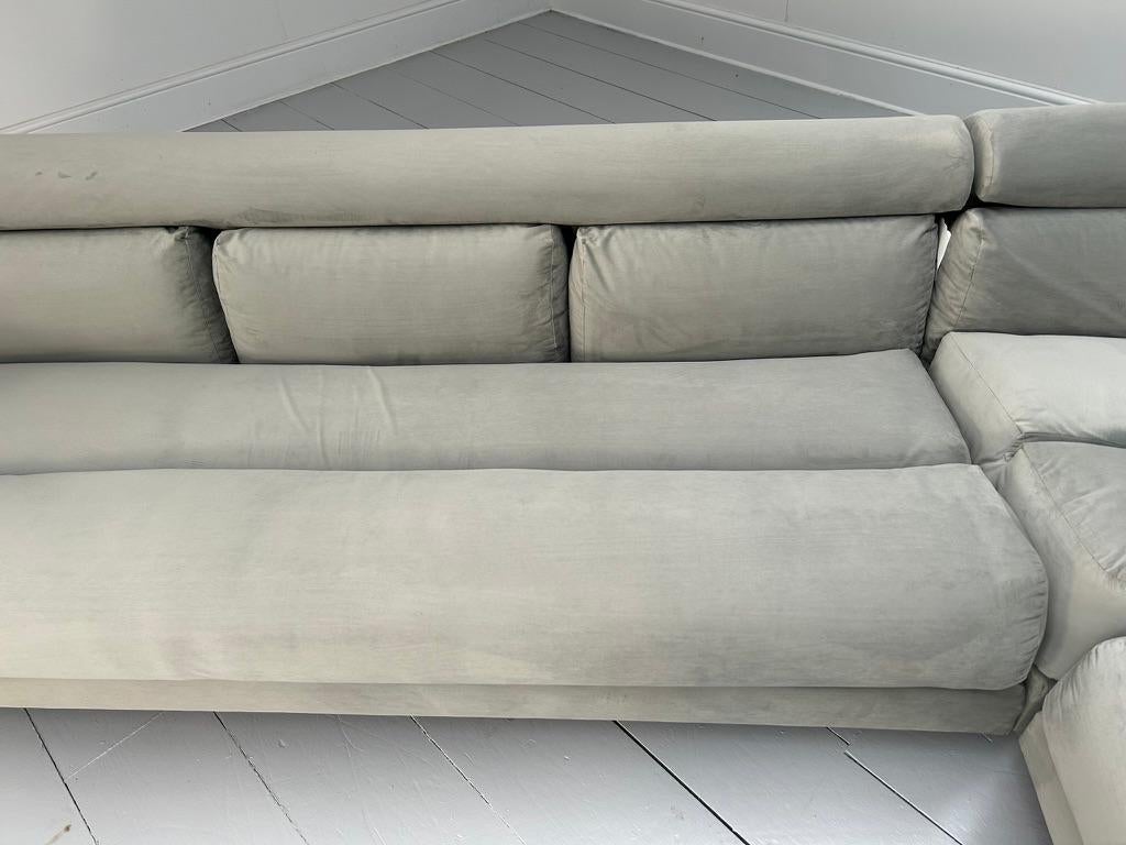 Vladimir Kagan L-Shape 5-Seat Sectional Sofa - In Pale-Grey Velvet For Sale 9