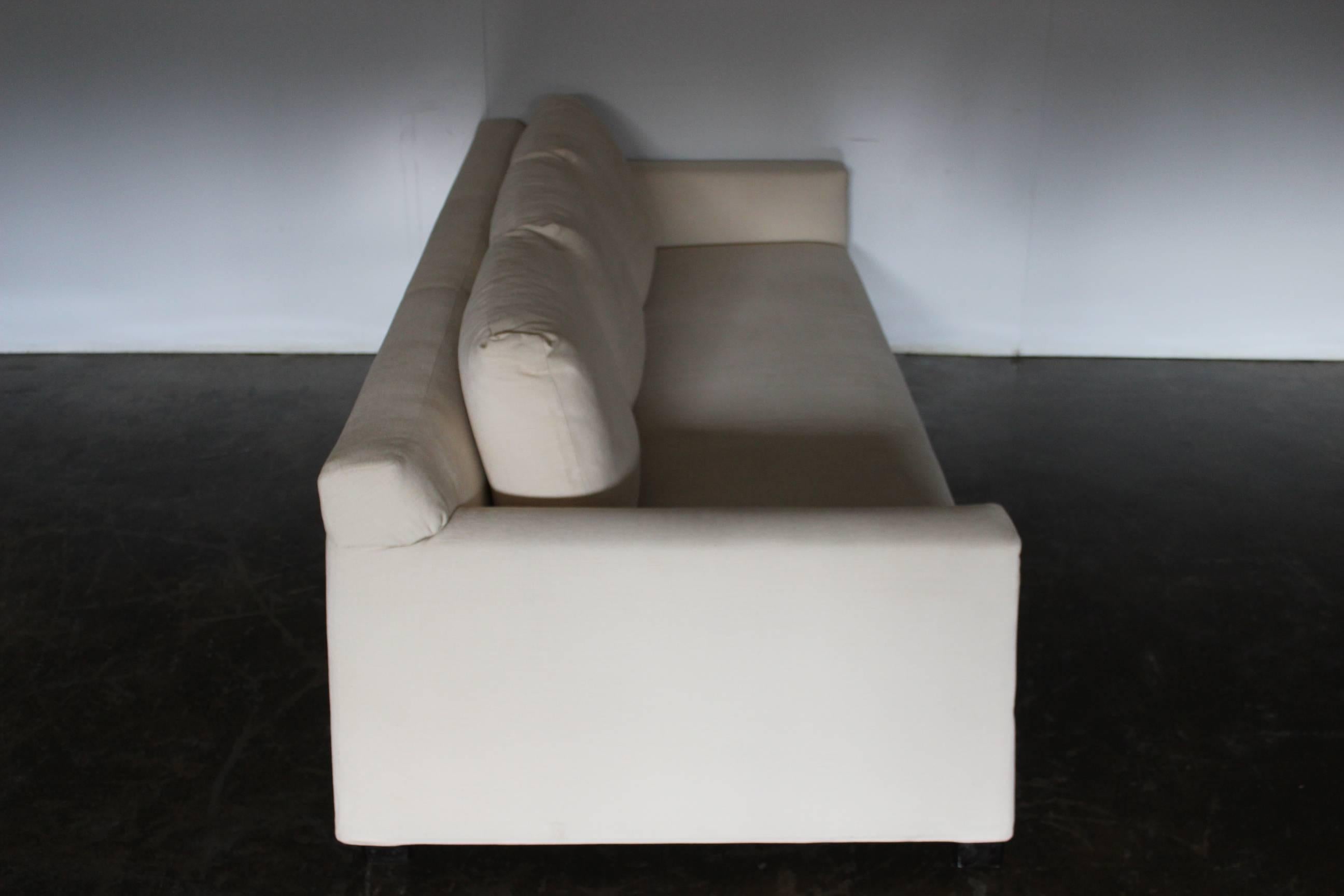 Hand-Crafted Minotti “Gilbert” Three-Seat Sofa in Neutral Cream “Corda” Fabric
