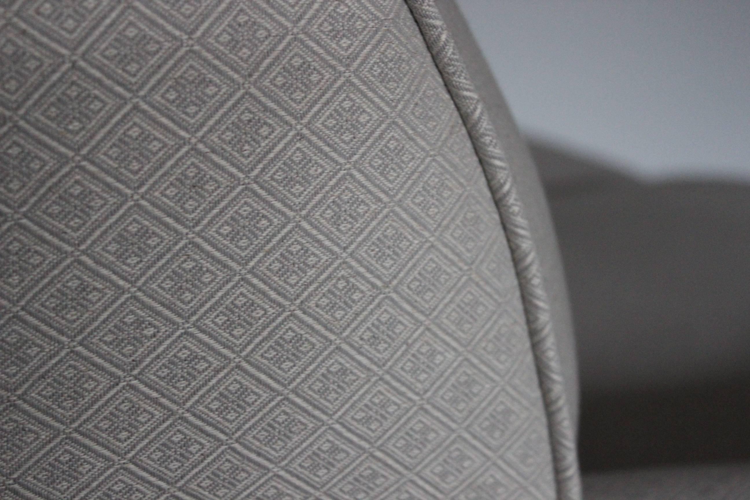 Leather George Smith Signature “Standard-Arm” Medium Sofa in Silver Grey Motif Fabric