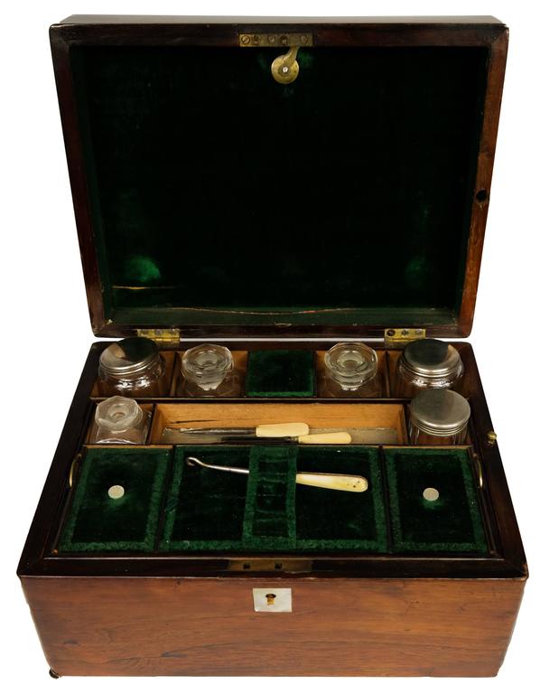 19th Century Rosewood Toiletry Box For Sale at 1stDibs