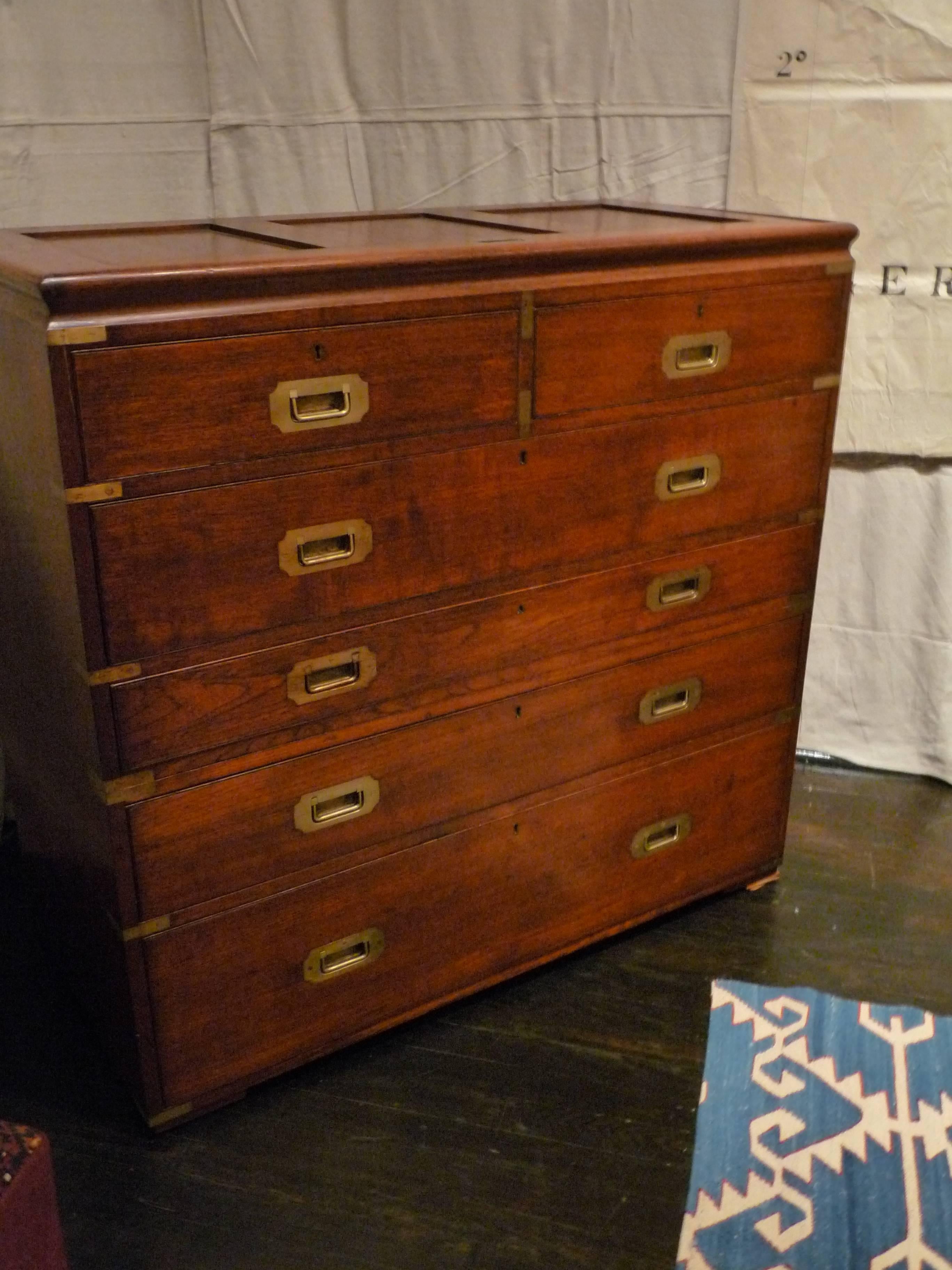 British Campaign Cavalry Officer's Chest In Good Condition In Middleburg, VA