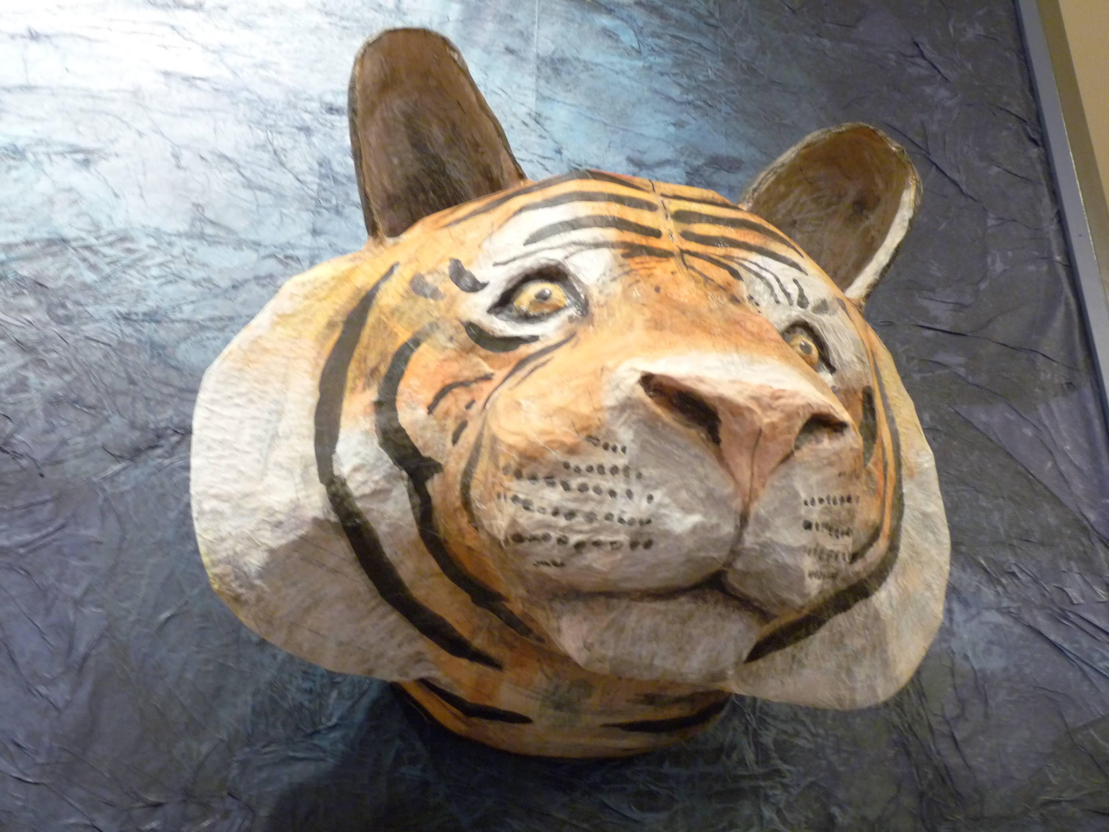 Paper Mache Tiger In Excellent Condition For Sale In Middleburg, VA