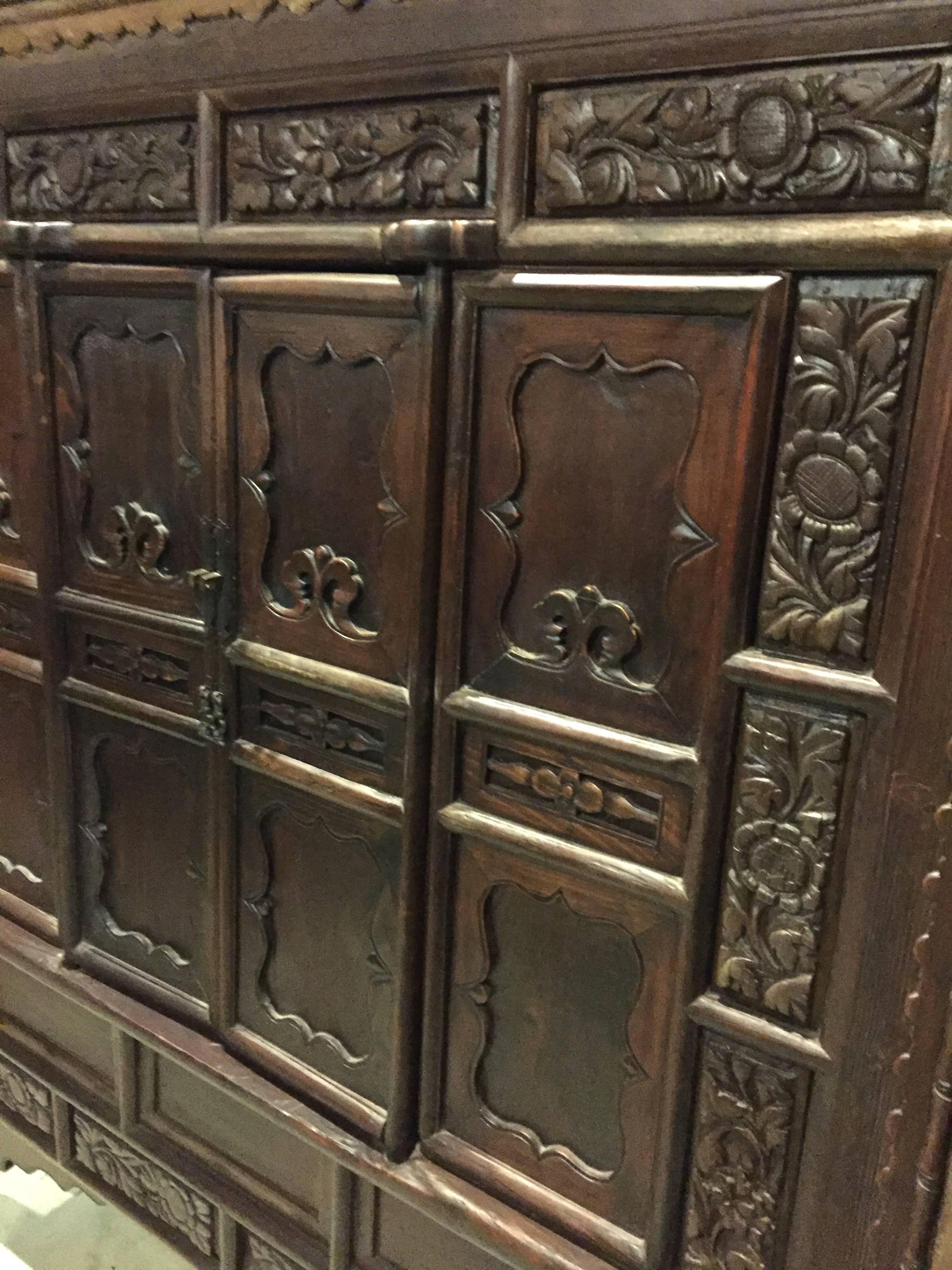 Monumental Northern Chinese Antique Cabinet In Excellent Condition For Sale In SOMIS, CA