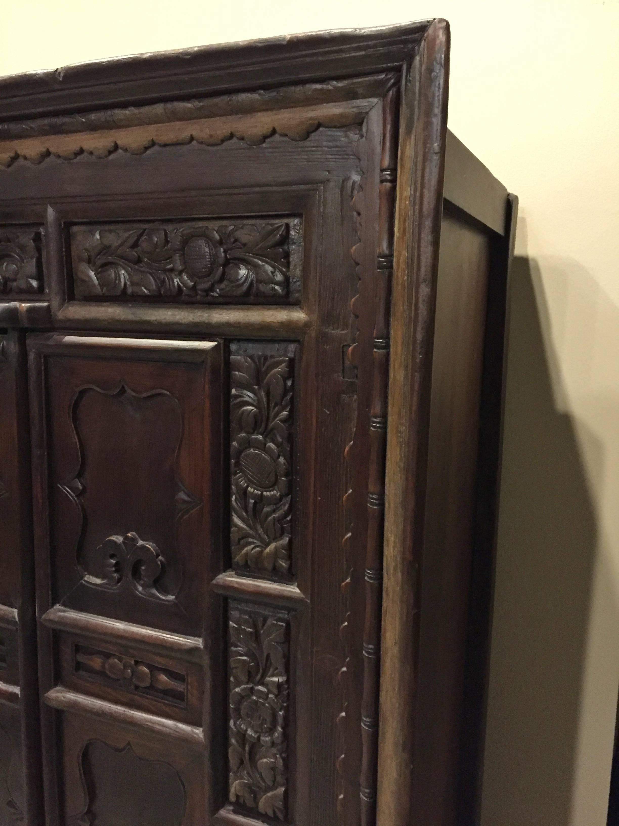 Hand-Carved Monumental Northern Chinese Antique Cabinet For Sale