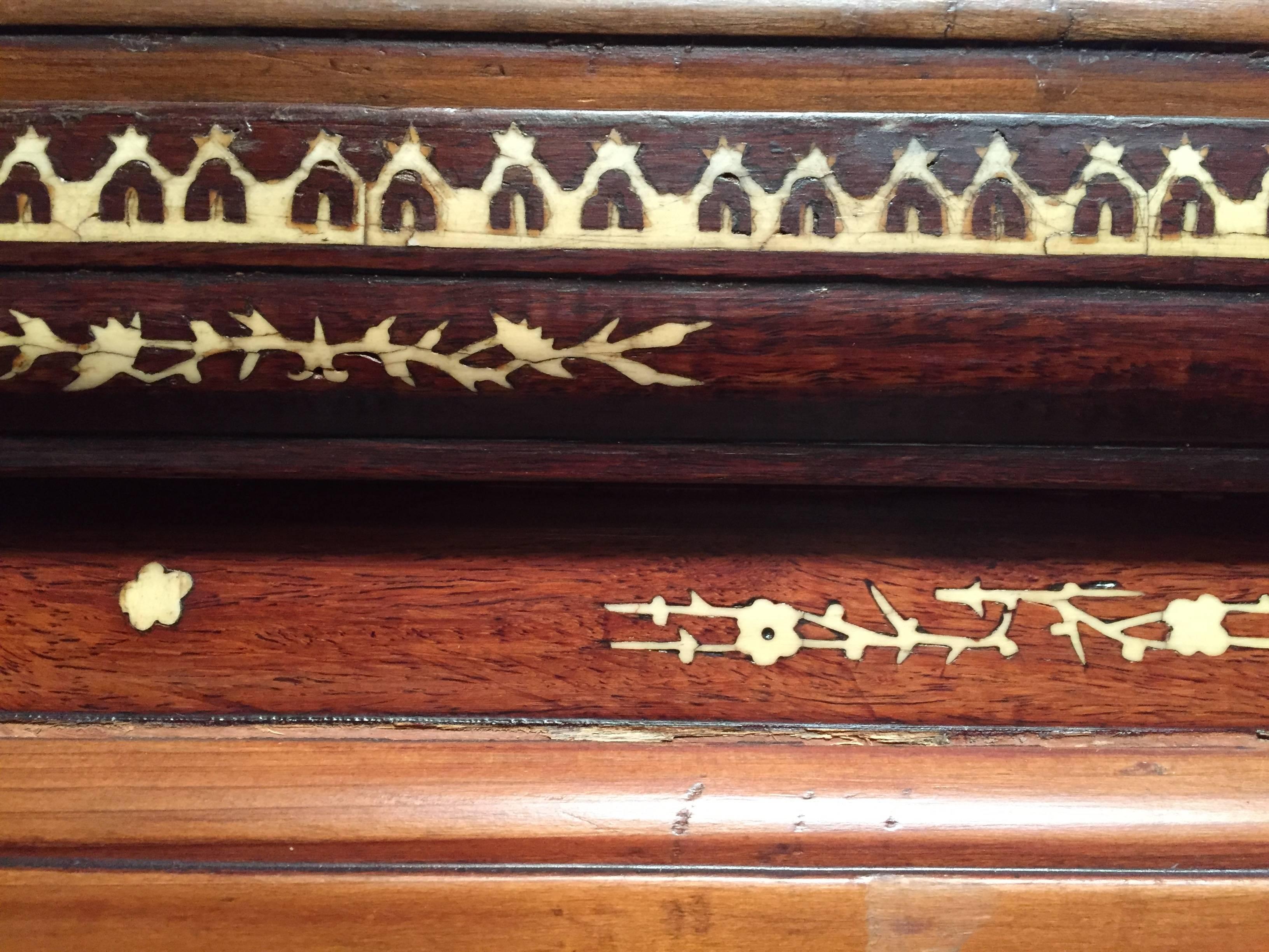 Chinese Antique Bone Inlaid on Rosewood Cabinet, 19th Century For Sale 4