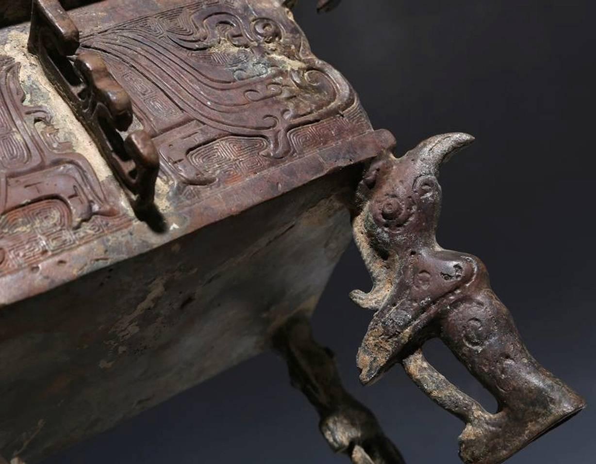 19th Century Chinese Bronze Ding Incense Burner For Sale 7