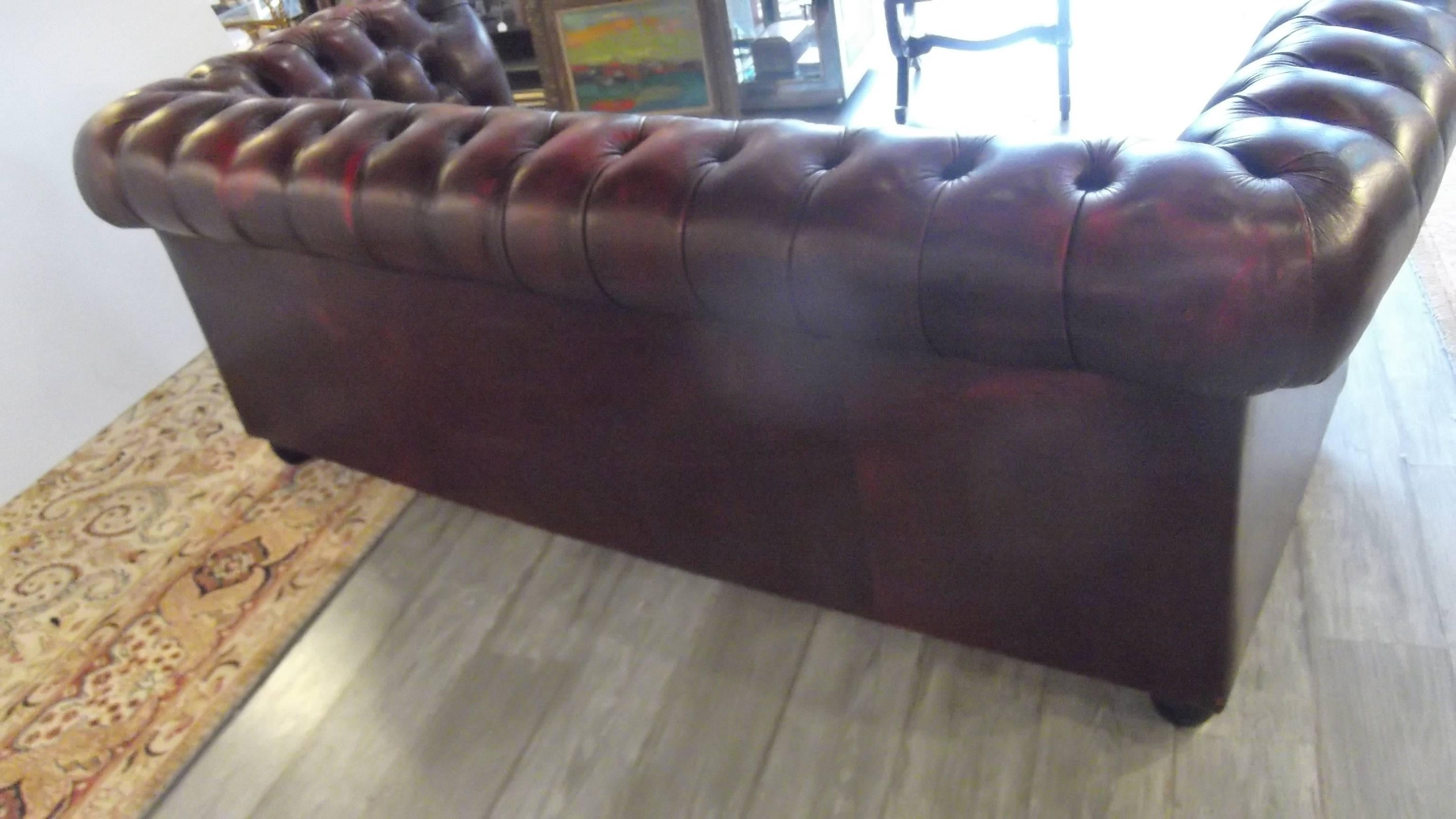 Classic English Chesterfield Sofa In Excellent Condition In Lambertville, NJ
