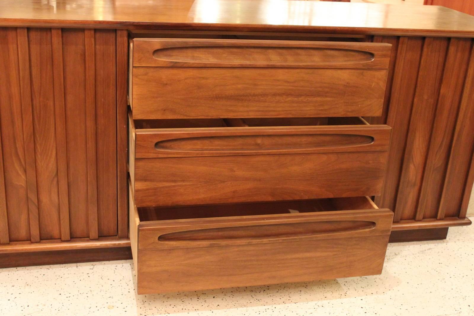 Veneer  American of Martinsville Mid-Century Walnut Credenza or Bar Cabinet