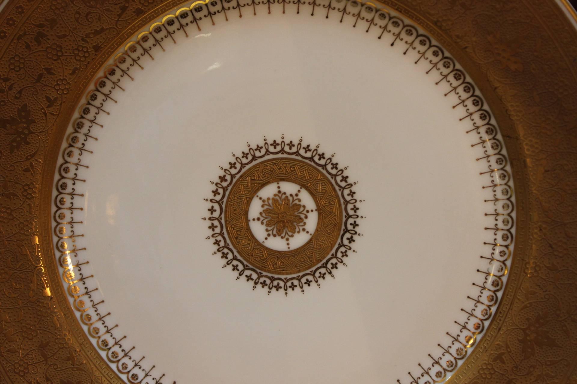 Gilt Antique and Elegant Set of 12 French Gold Encrusted Service or Dinner Plates