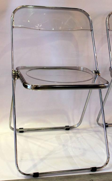 Set Of Six Lucite And Chrome Italian Folding Chairs At 1stdibs A Set Of Six Highly Modern Plia Folding Chairs By Italian Designer Giancarlo Piretti