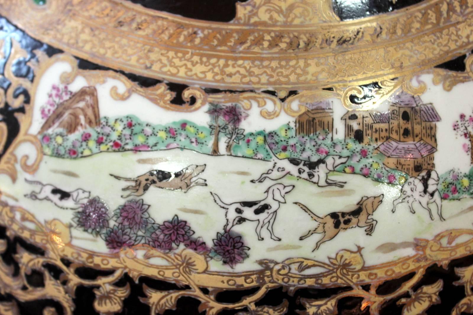 Hand-Painted Large Pair of Chinese Porcelain Bulbous Floor Vases