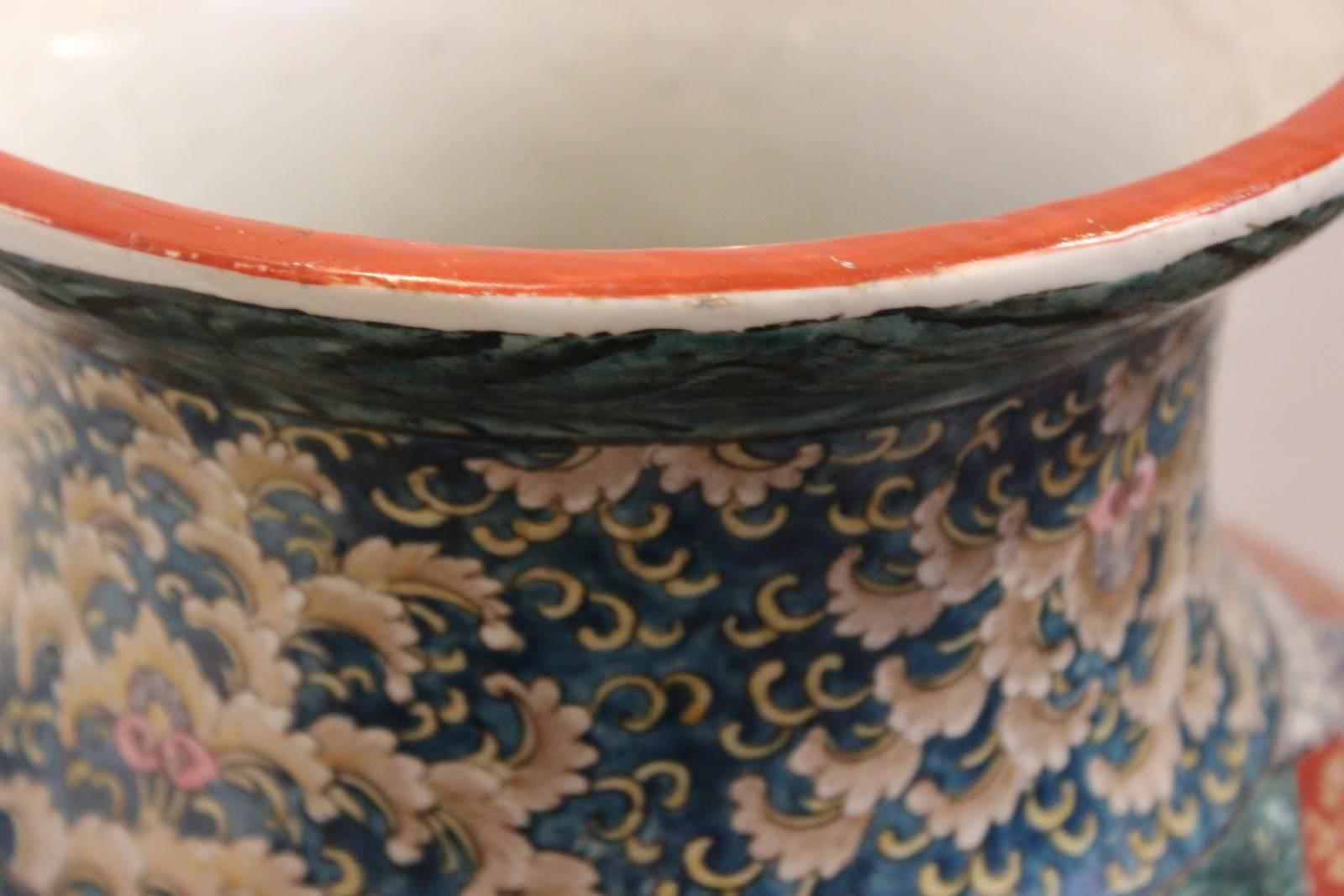 Large Antique Japanese Porcelain Vase 1