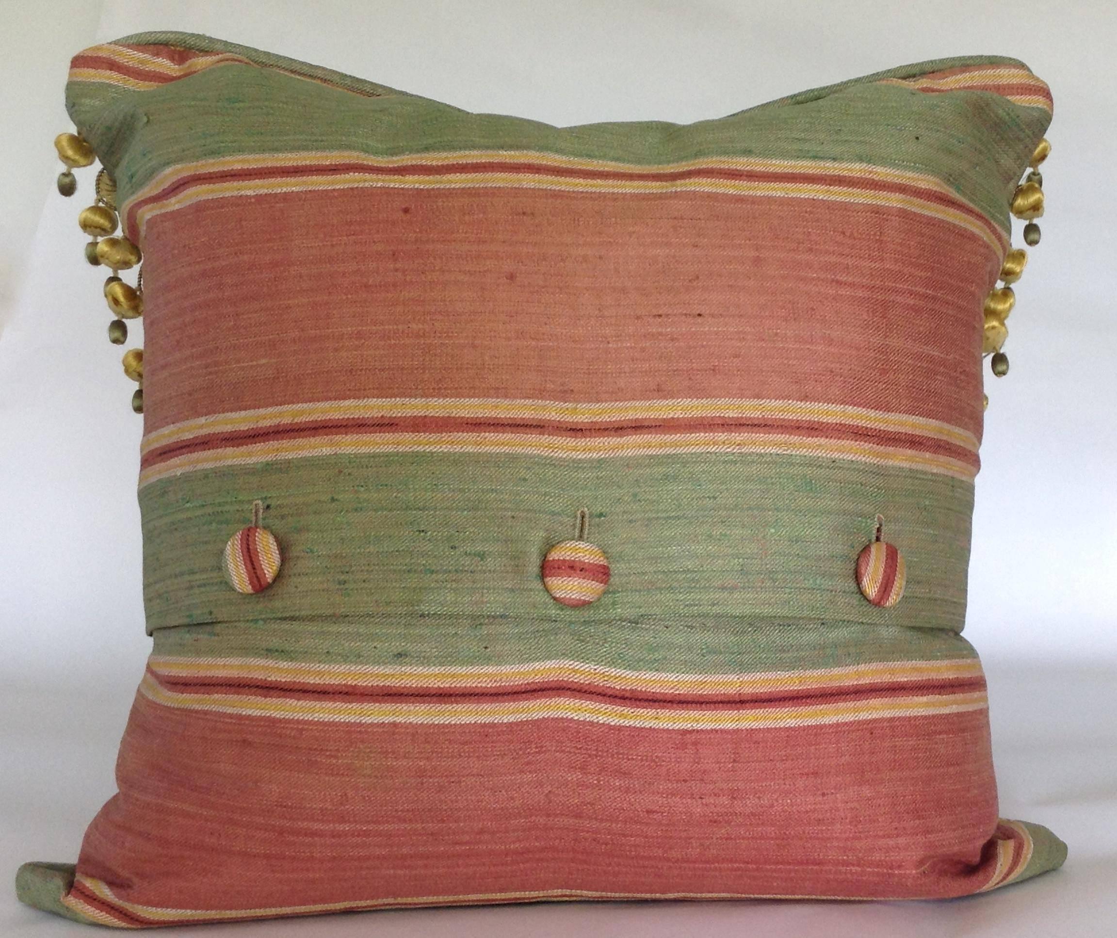 18th Century French Silk Textile Pillow with Tassels In Excellent Condition In Lambertville, NJ