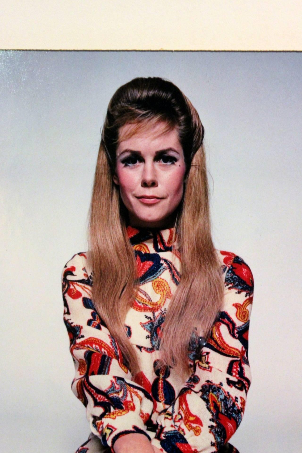 American Elizabeth Montgomery Bewitched Original T.V Guide Cover Portrait